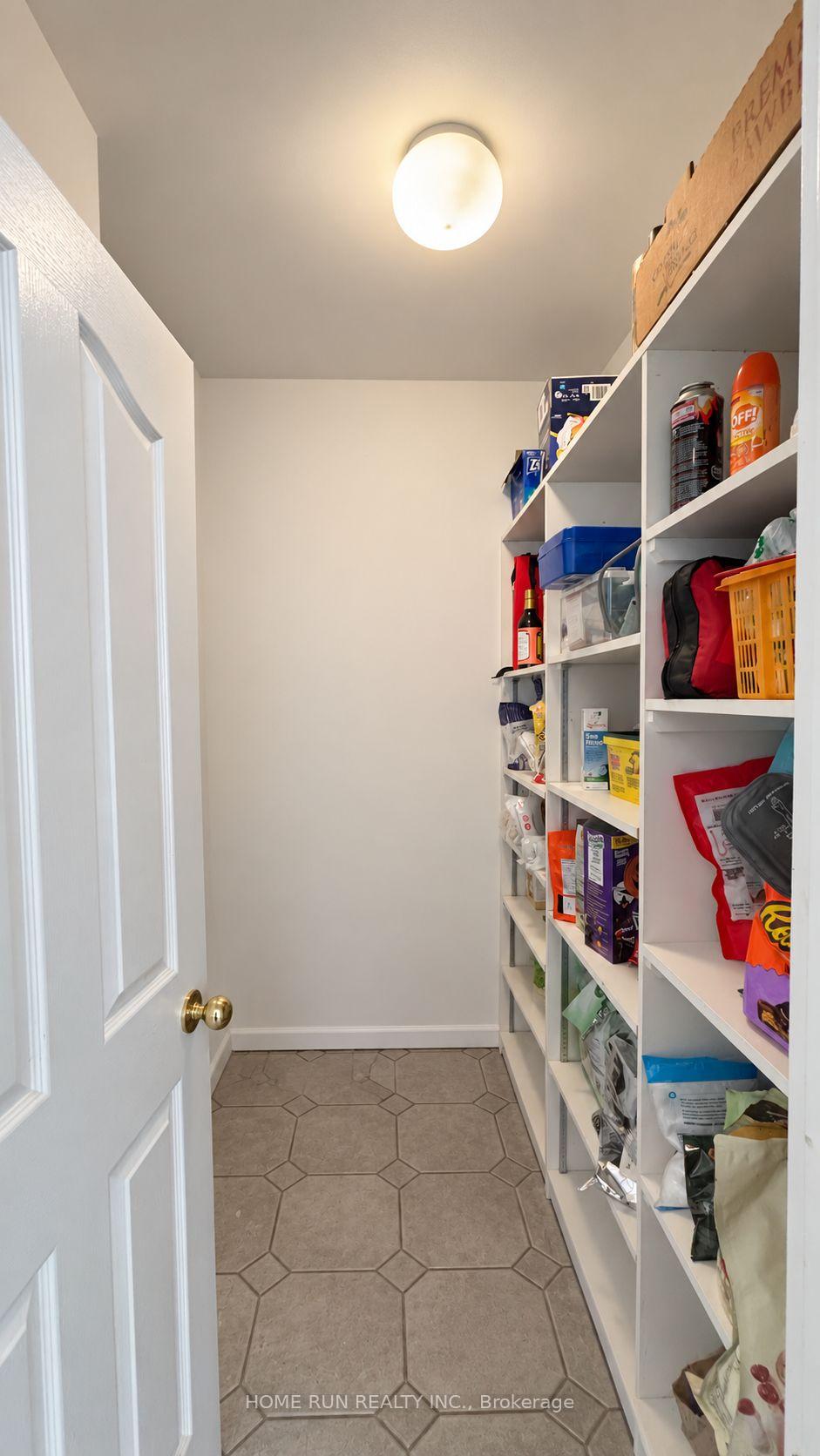 Photo 20 of 124 Ridgefield Crescent, Ottawa, Arbeatha Park — HOMEH