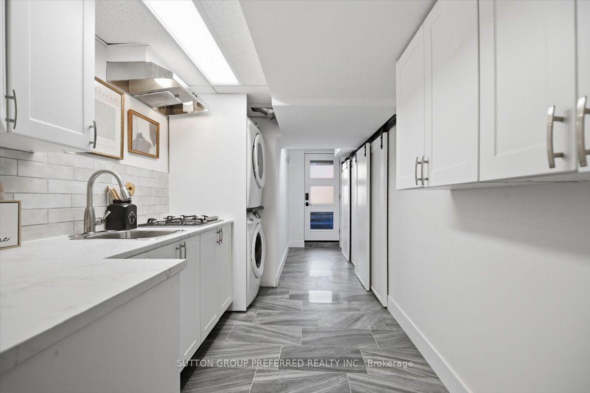 Photo 37 of 74 Winding Woods Crescent, London, North F — HOMEH