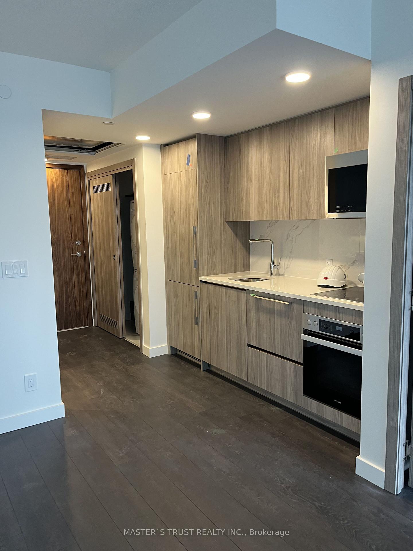 Photo 6 of Unit 1805, 38 Widmer Street, Toronto, Waterfront Communities — HOMEH