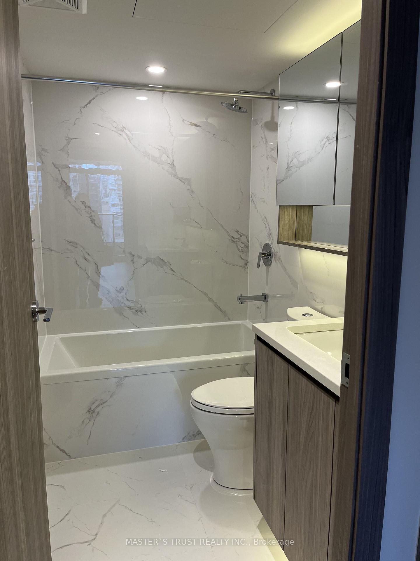 Photo 10 of Unit 1805, 38 Widmer Street, Toronto, Waterfront Communities — HOMEH