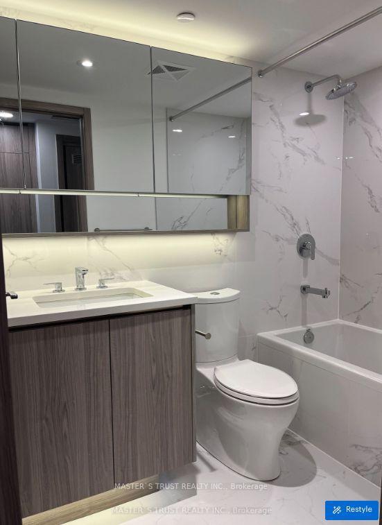 Photo 16 of Unit 1805, 38 Widmer Street, Toronto, Waterfront Communities — HOMEH