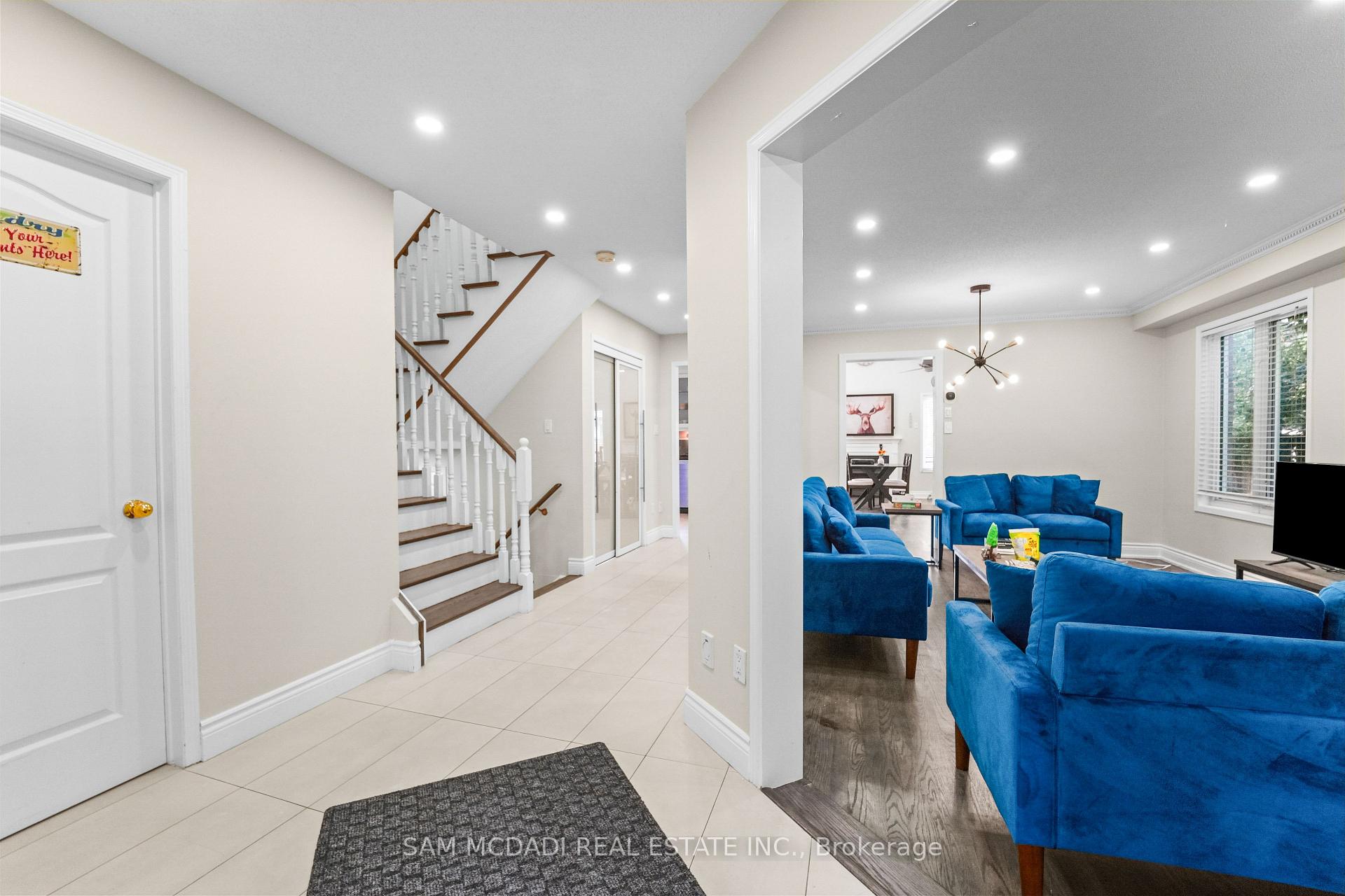 Photo 6 of 3191 Oakview Road, Mississauga, Meadowvale — HOMEH