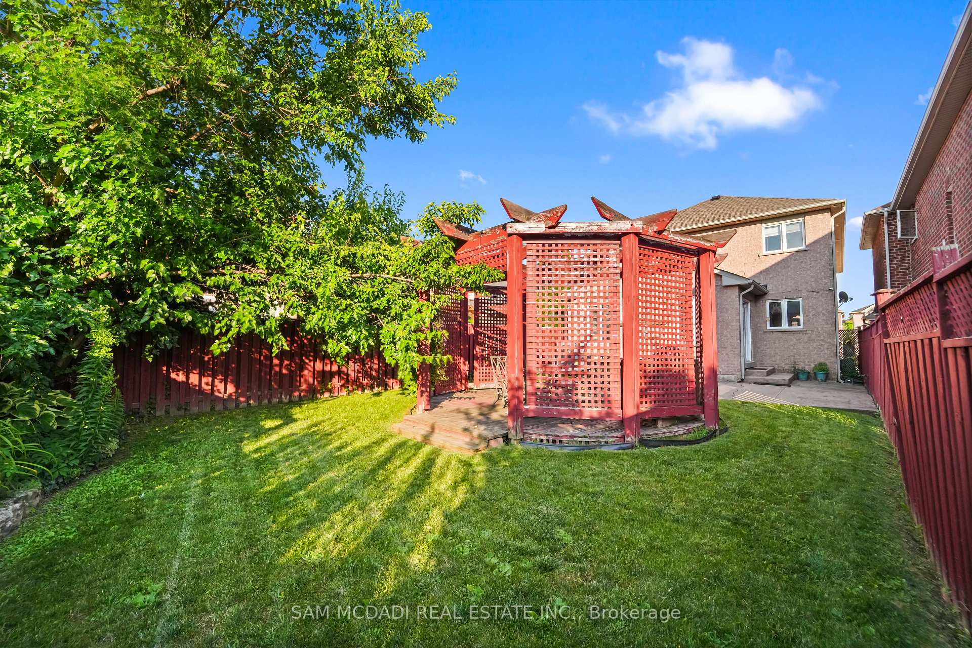 Photo 32 of 3191 Oakview Road, Mississauga, Meadowvale — HOMEH