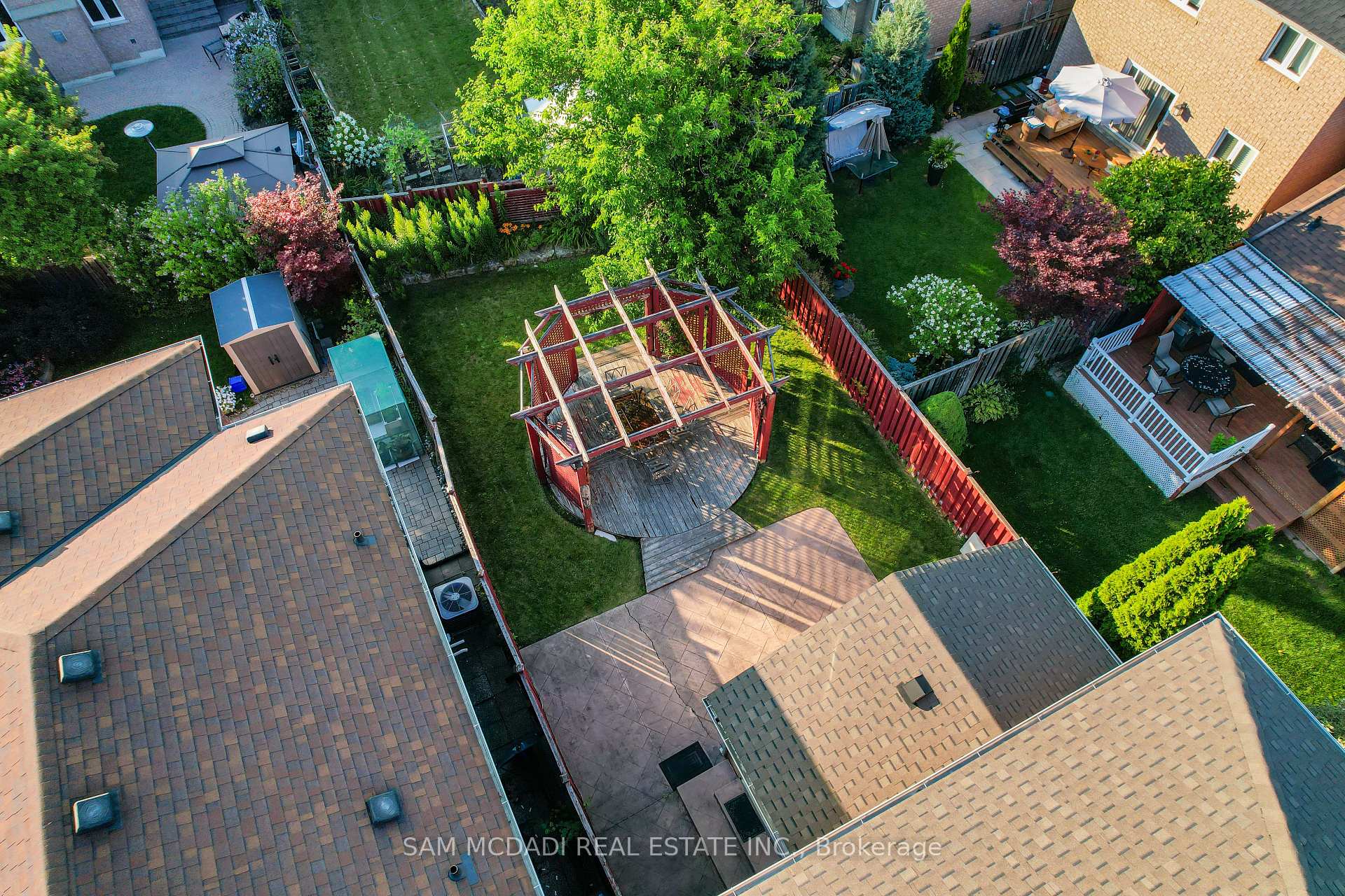 Photo 34 of 3191 Oakview Road, Mississauga, Meadowvale — HOMEH