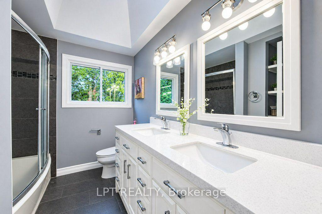Photo 25 of 28 Bridlewood Drive E, Guelph, Kortright Hills — HOMEH