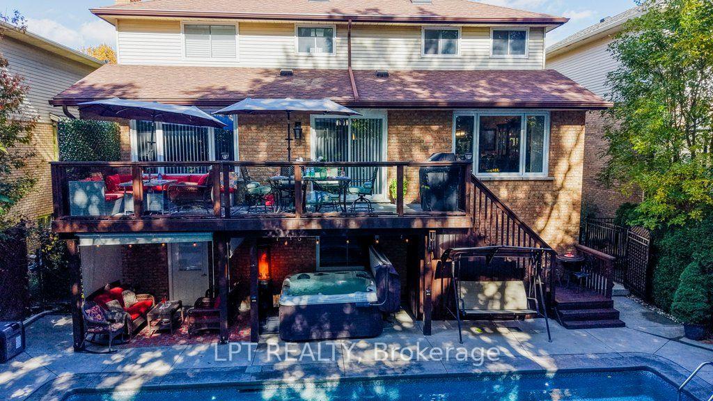 Photo 39 of 28 Bridlewood Drive E, Guelph, Kortright Hills — HOMEH