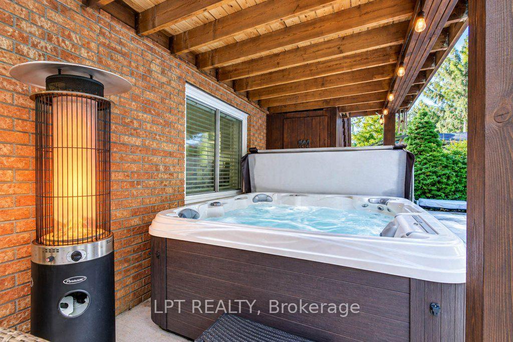 Photo 44 of 28 Bridlewood Drive E, Guelph, Kortright Hills — HOMEH