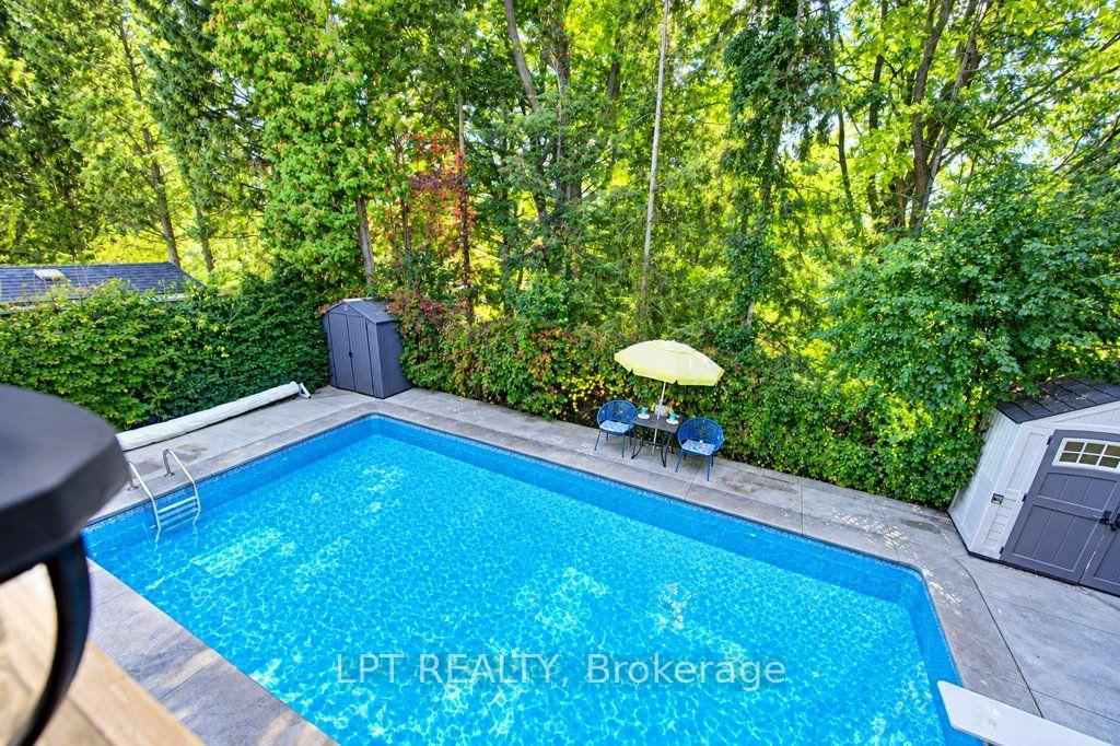Photo 48 of 28 Bridlewood Drive E, Guelph, Kortright Hills — HOMEH