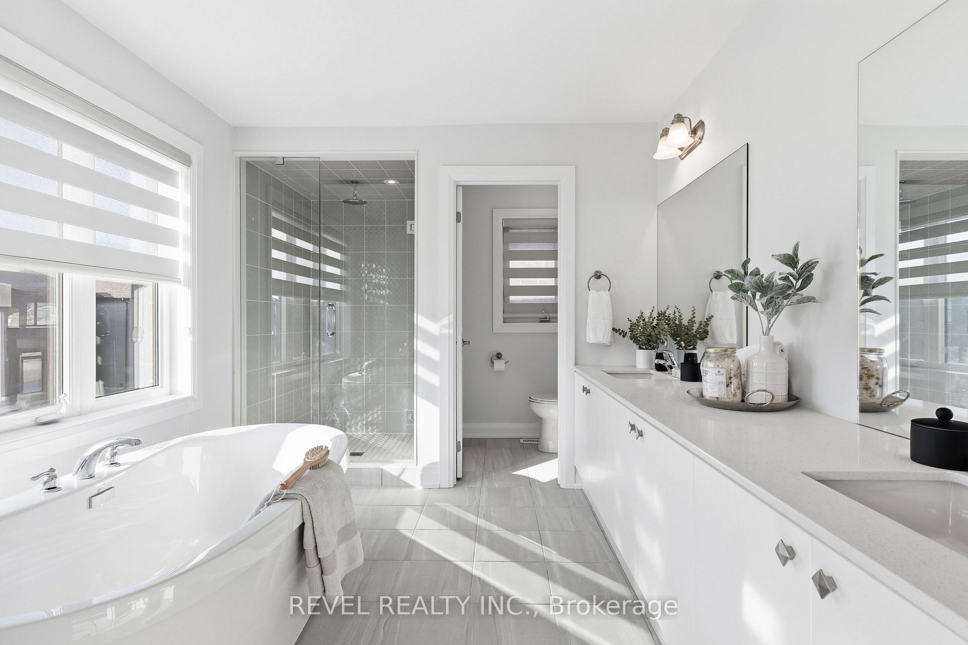 Photo 19 of 13 Corley Street, Kawartha Lakes, Lindsay — HOMEH