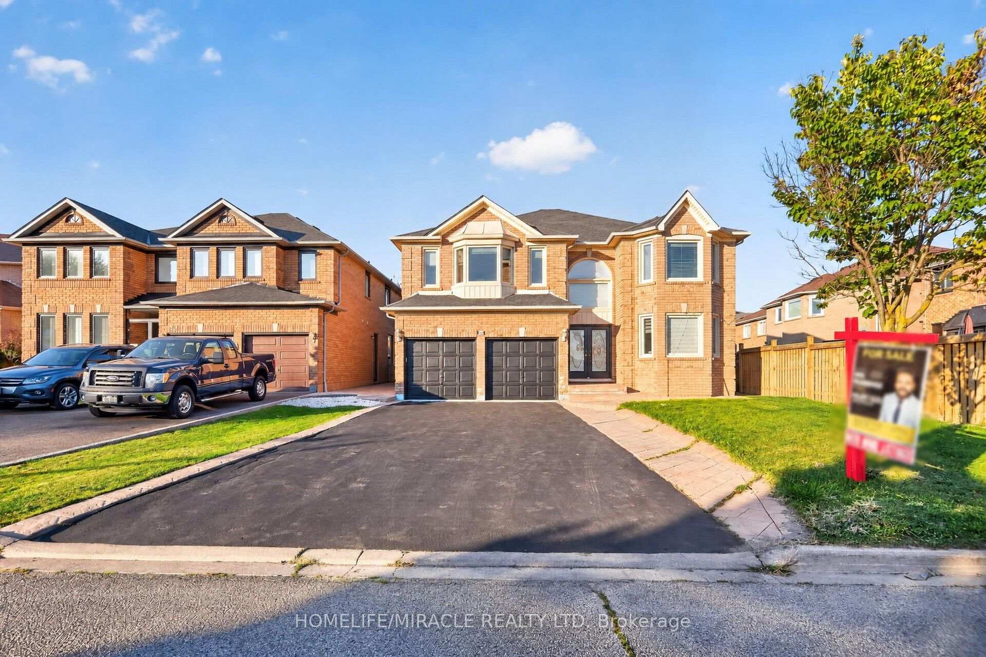Photo 1 of 32 Gold Tree Street, Brampton, Sandringham-Wellington — HOMEH