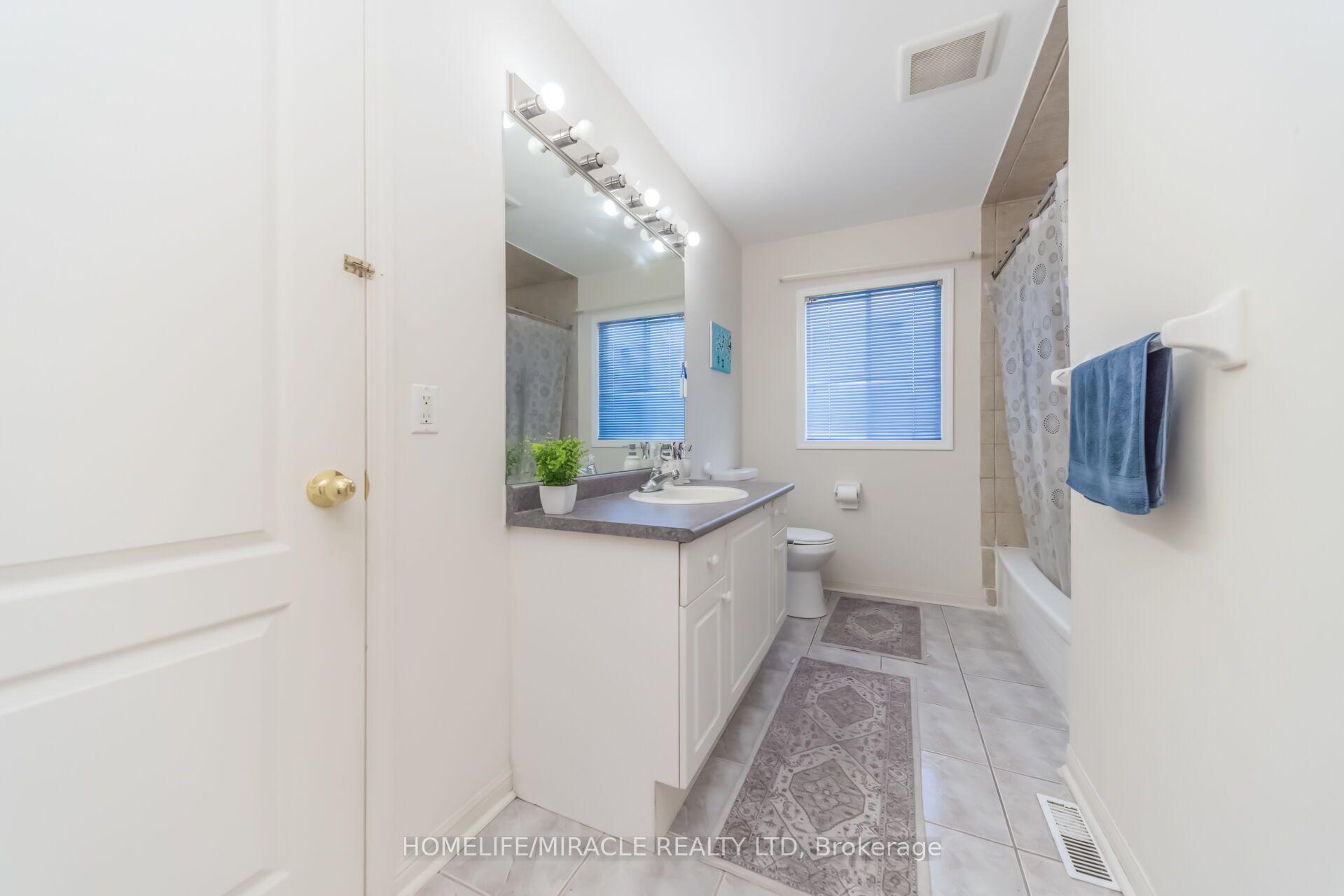 Photo 45 of 32 Gold Tree Street, Brampton, Sandringham-Wellington — HOMEH