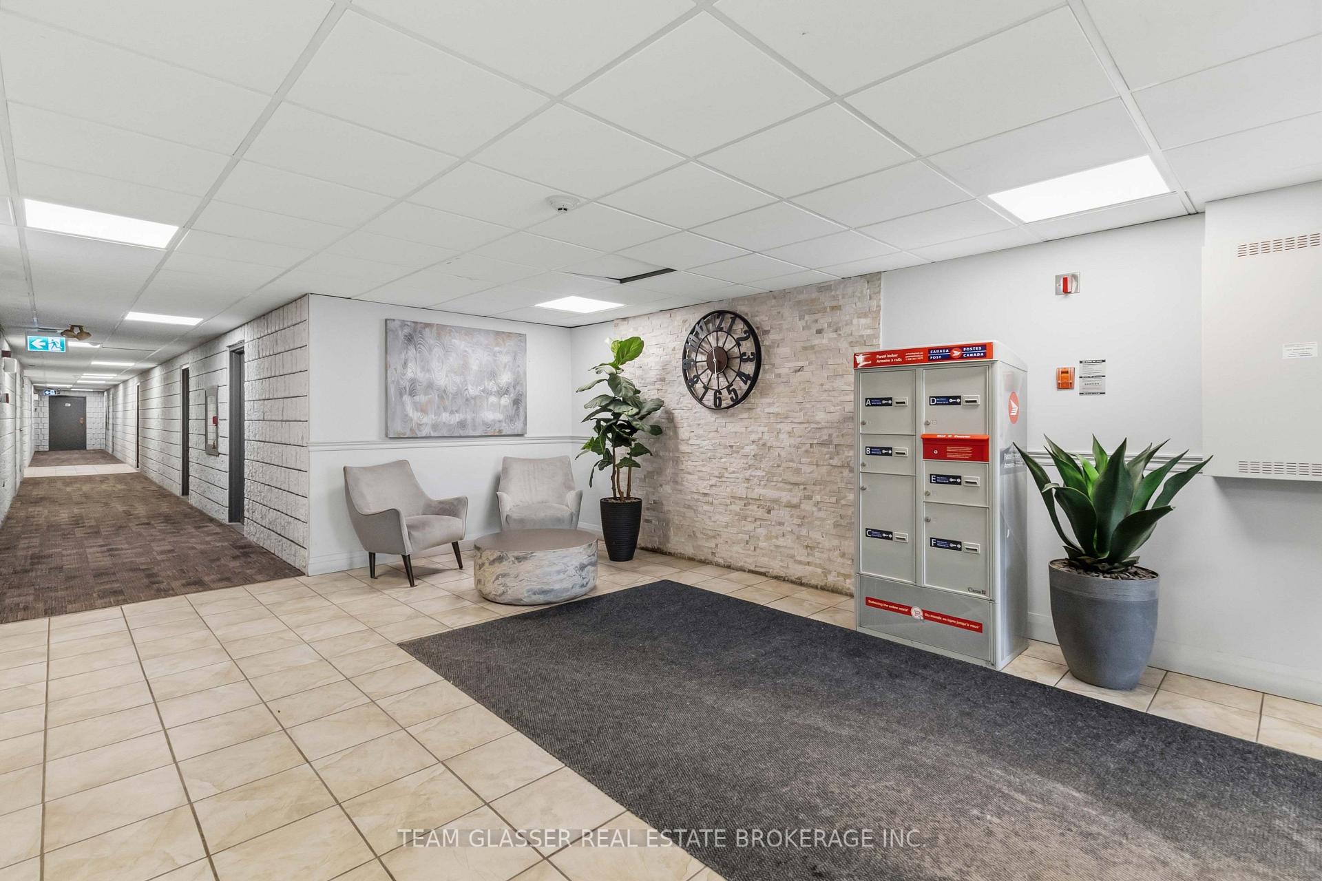 Photo 5 of Unit 211, 746 Fanshawe Park Road E, London, North C — HOMEH