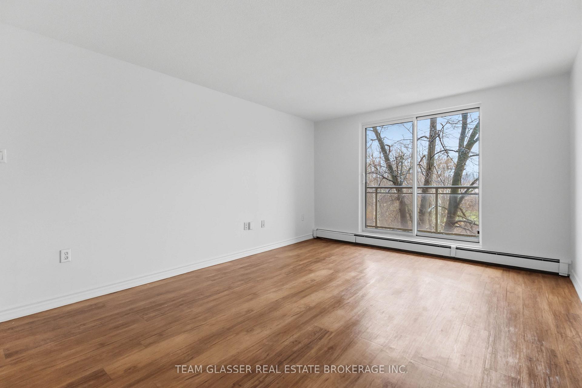Photo 11 of Unit 211, 746 Fanshawe Park Road E, London, North C — HOMEH