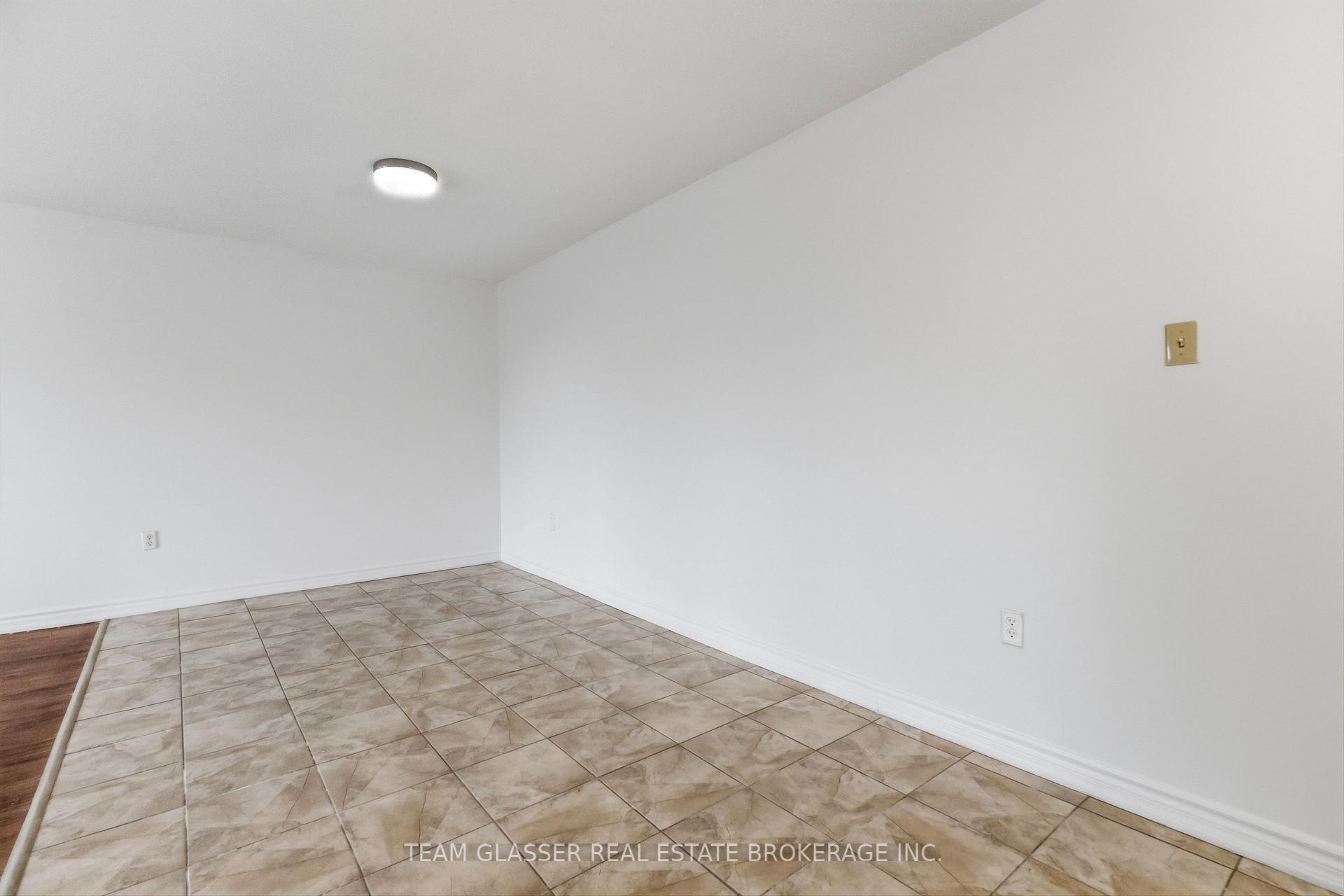 Photo 13 of Unit 211, 746 Fanshawe Park Road E, London, North C — HOMEH