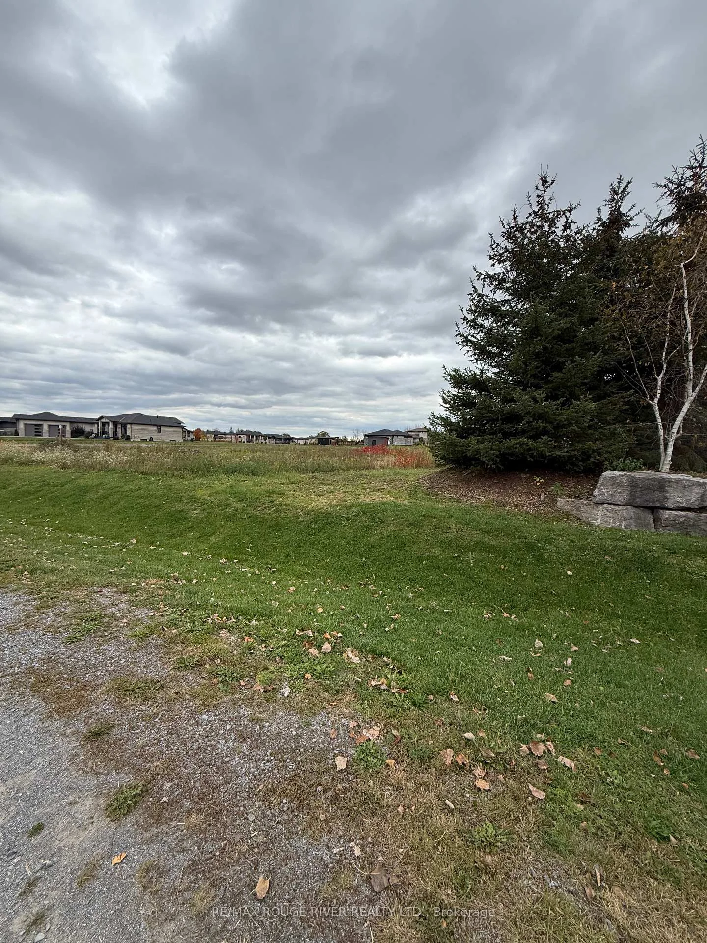 Front of 10 Leaside (Lot 7) Street