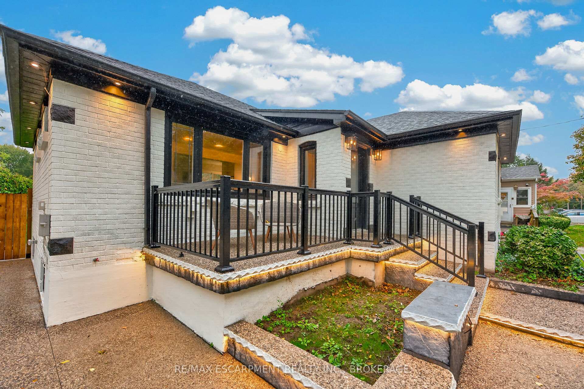 Photo 26 of 5662 Morden Drive, Niagara Falls, Cherrywood — HOMEH