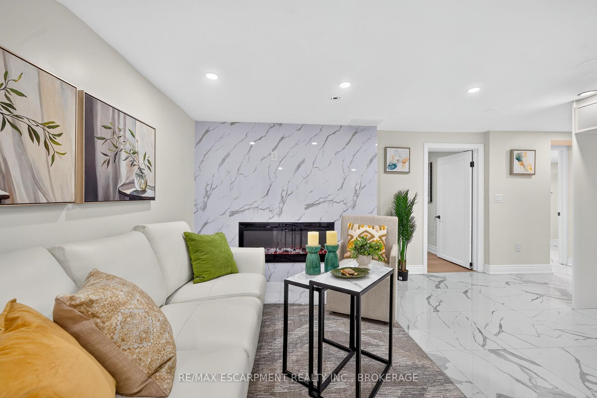 Photo 31 of 5662 Morden Drive, Niagara Falls, Cherrywood — HOMEH