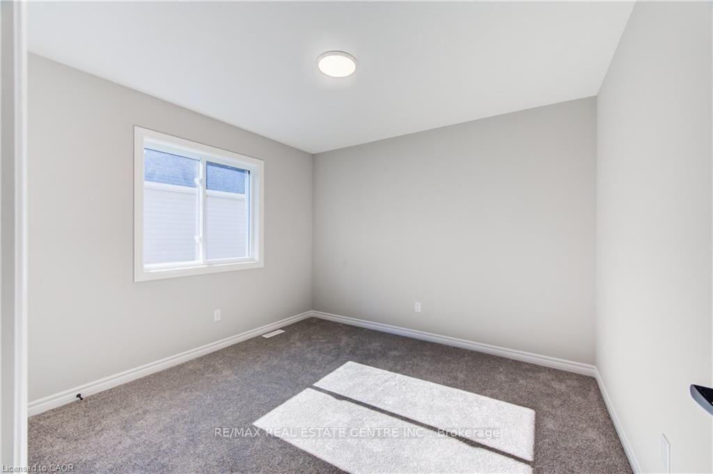 Photo 29 of 1761 Finley Crescent, London, North I — HOMEH