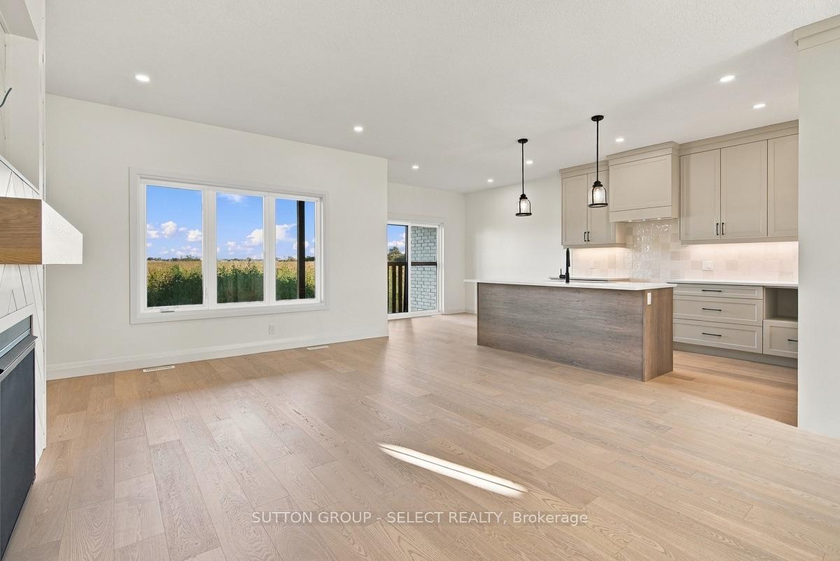 Photo 15 of 49 Hardy Drive, Strathroy-Caradoc, SE — HOMEH