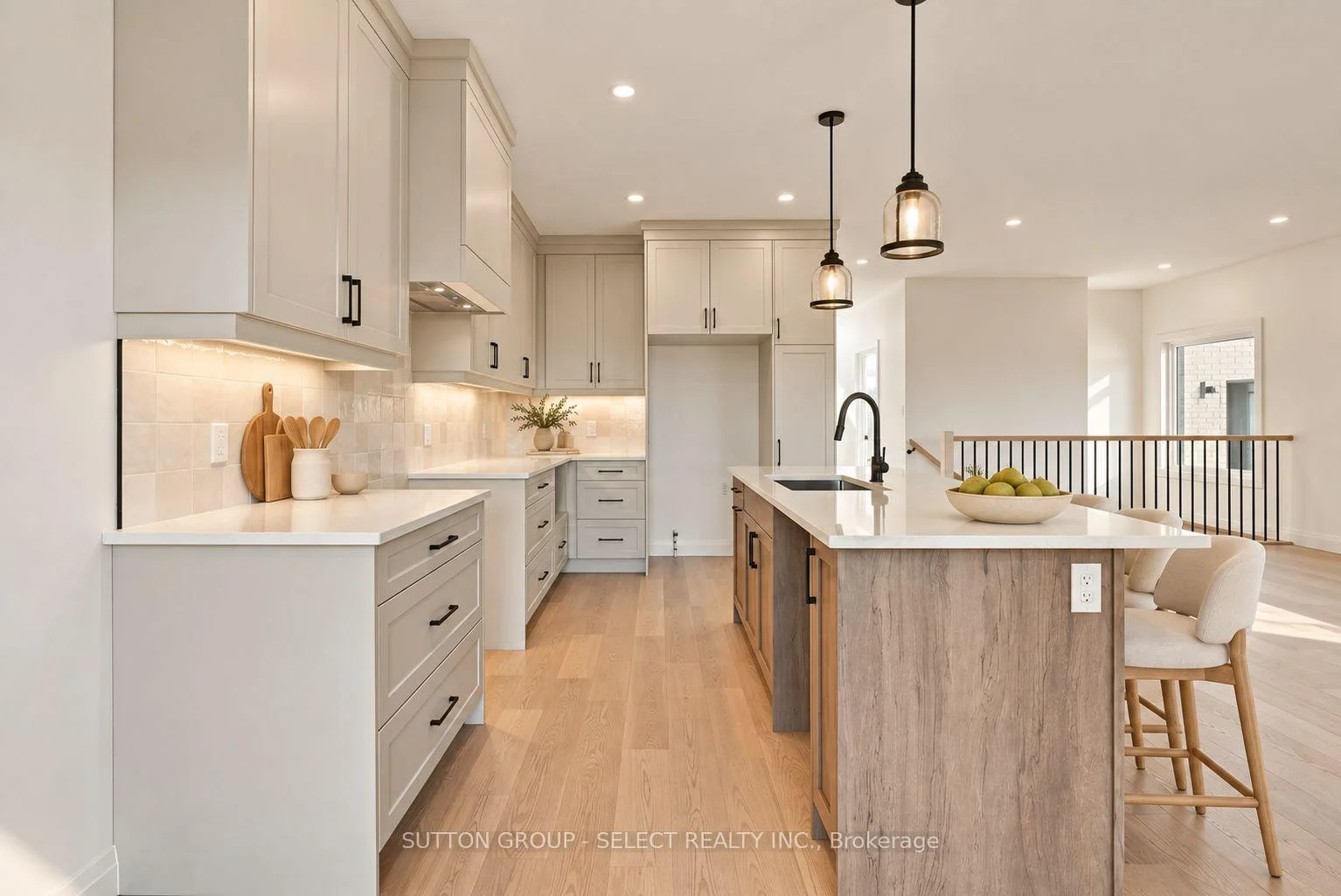 Photo 22 of 49 Hardy Drive, Strathroy-Caradoc, SE — HOMEH