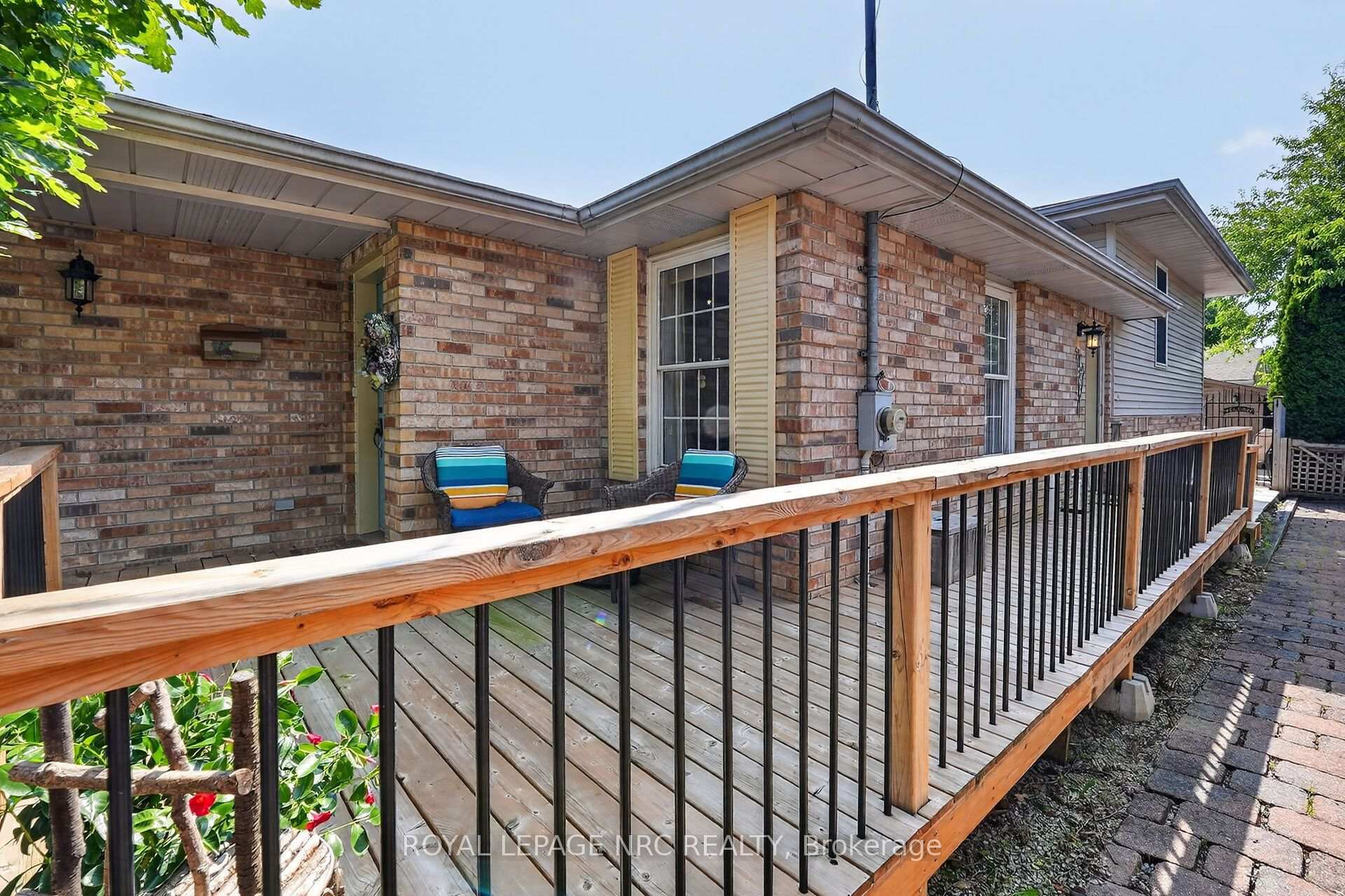 Photo 23 of 123 A&B First Street Louth, St. Catharines, Grapeview — HOMEH