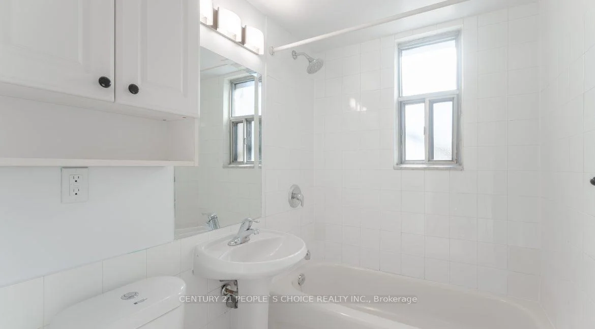 Photo 8 of Unit 10, 869 Avenue Road, Toronto, Yonge-Eglinton — HOMEH