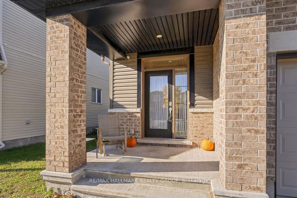Photo 5 of 669 Jerome Jodoin Drive, Ottawa, Avalon West — HOMEH