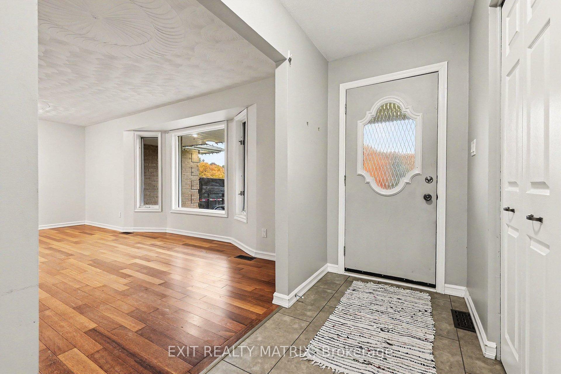 Photo 5 of 2380 Yorks Corners Road, Ottawa, Metcalfe — HOMEH