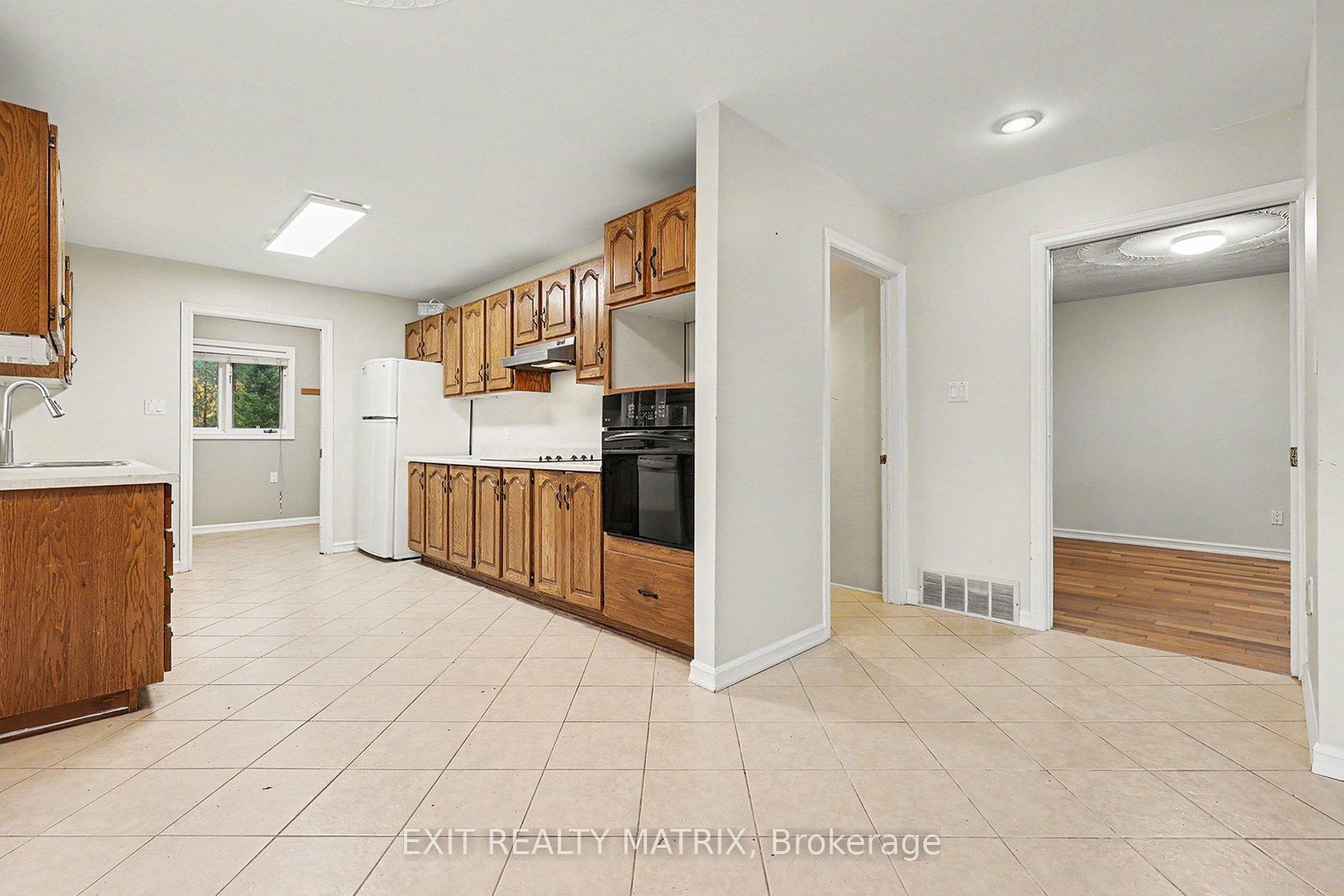 Photo 8 of 2380 Yorks Corners Road, Ottawa, Metcalfe — HOMEH