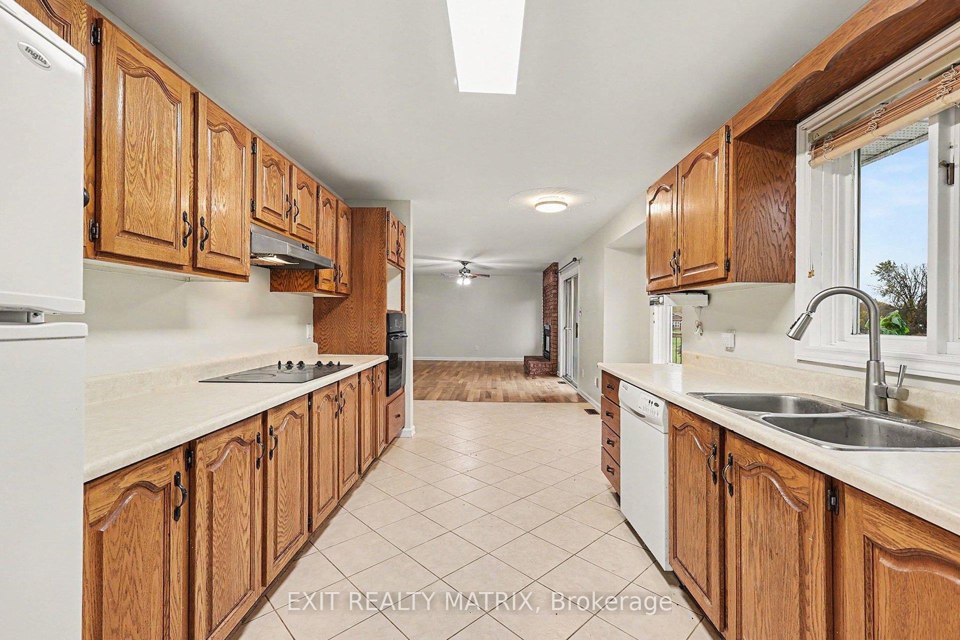 Photo 11 of 2380 Yorks Corners Road, Ottawa, Metcalfe — HOMEH
