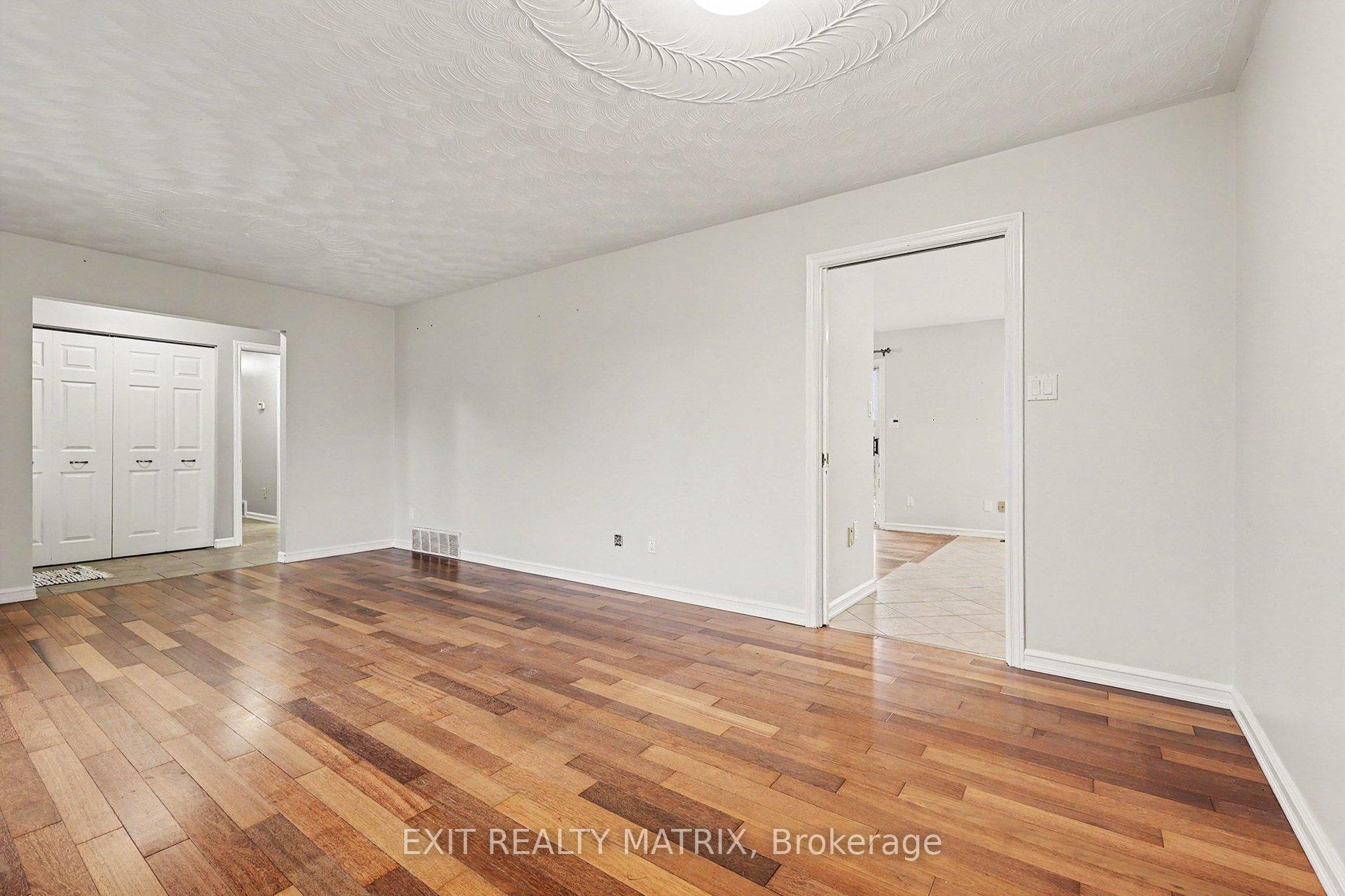 Photo 12 of 2380 Yorks Corners Road, Ottawa, Metcalfe — HOMEH