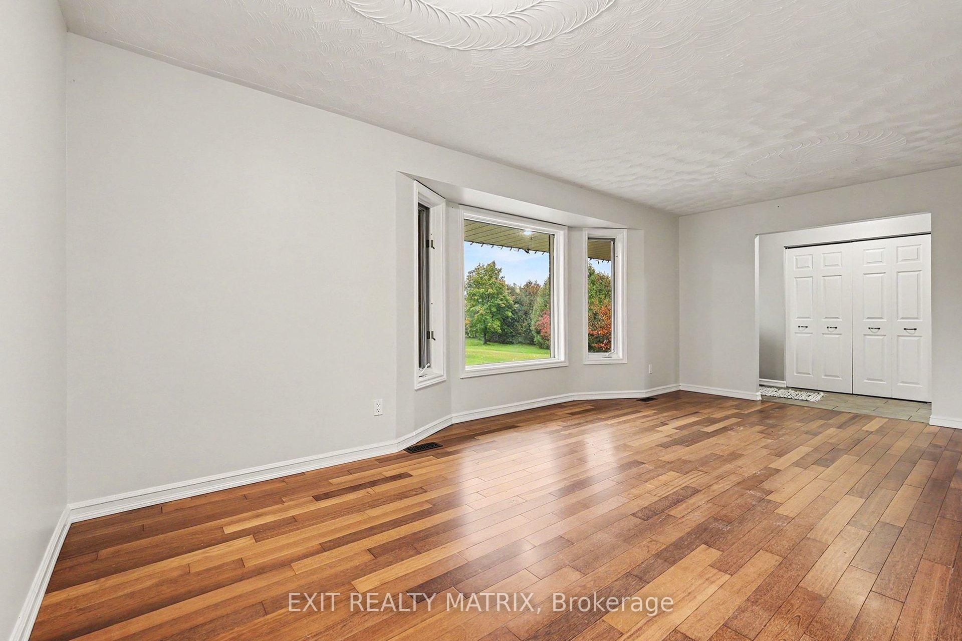 Photo 13 of 2380 Yorks Corners Road, Ottawa, Metcalfe — HOMEH