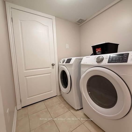 Photo 17 of 44 Perkins Drive, Brampton, Northwest Sandalwood Parkway — HOMEH
