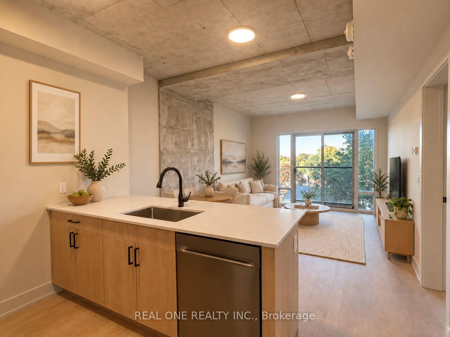 Photo 5 of Unit 404, 810 King Street W, Hamilton, Westdale — HOMEH