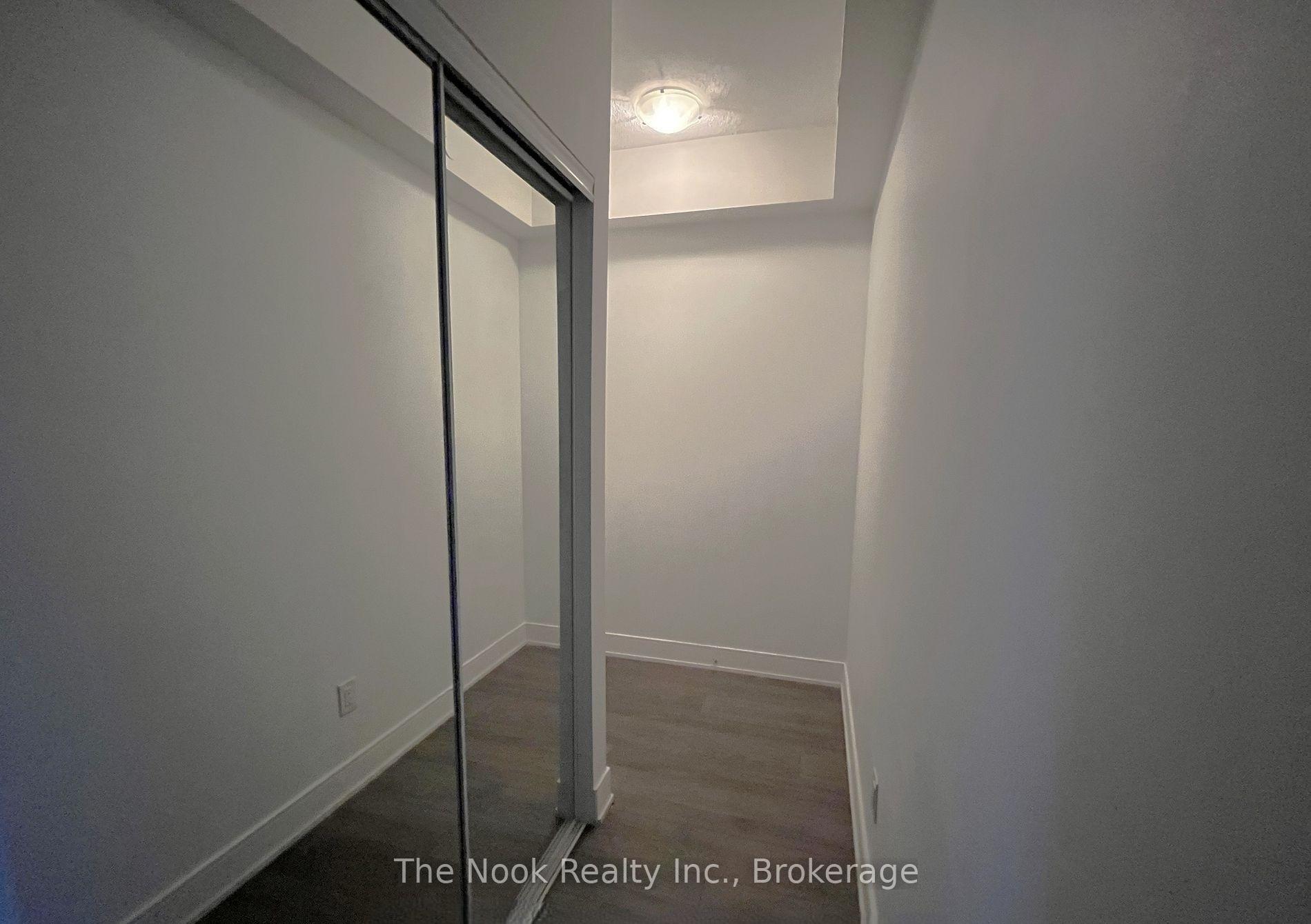 Photo 11 of Unit 1728, 525 Adelaide Street W, Toronto, Waterfront Communities — HOMEH