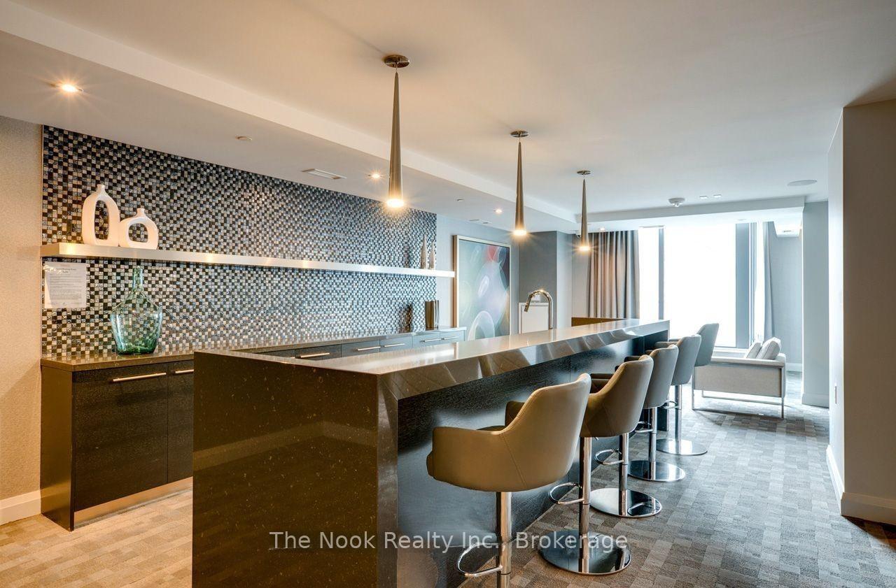 Photo 12 of Unit 1728, 525 Adelaide Street W, Toronto, Waterfront Communities — HOMEH