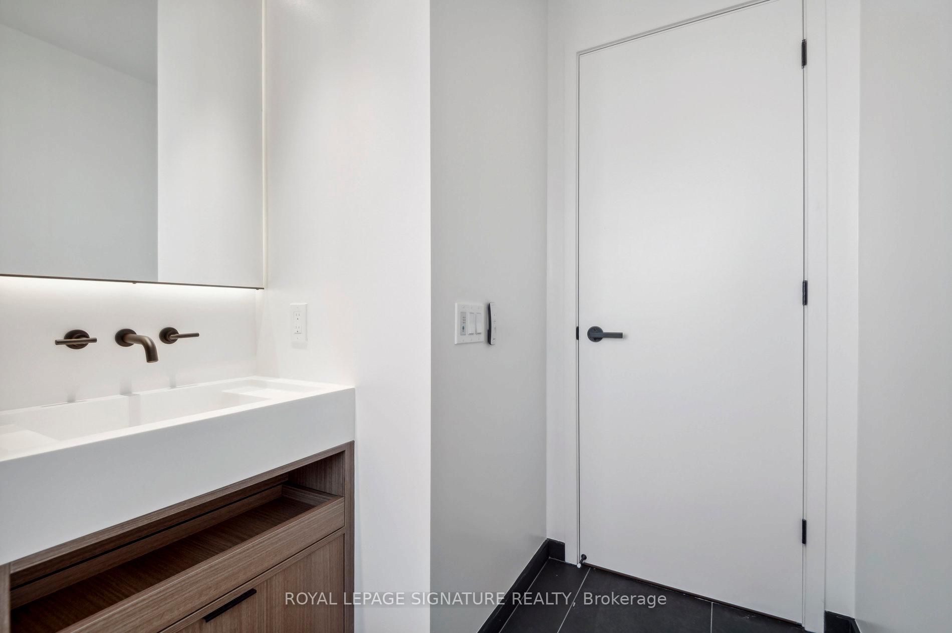 Photo 31 of Unit 3703, 55 Charles Street E, Toronto, Church-Yonge Corridor — HOMEH
