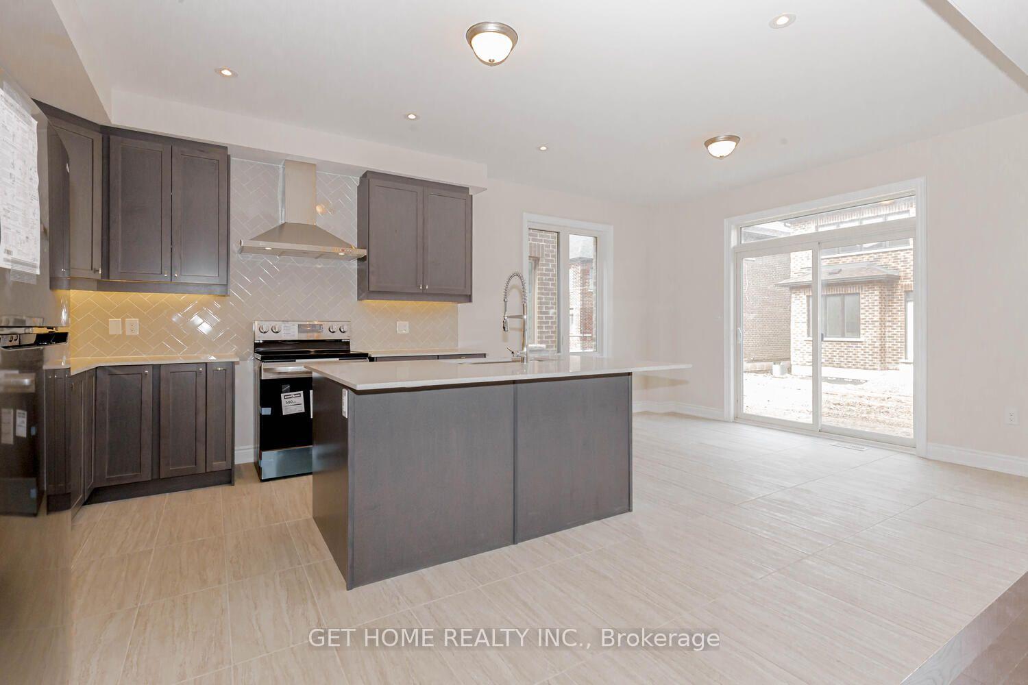 Photo 23 of 617 Fullum Landing, Milton, Cobban — HOMEH