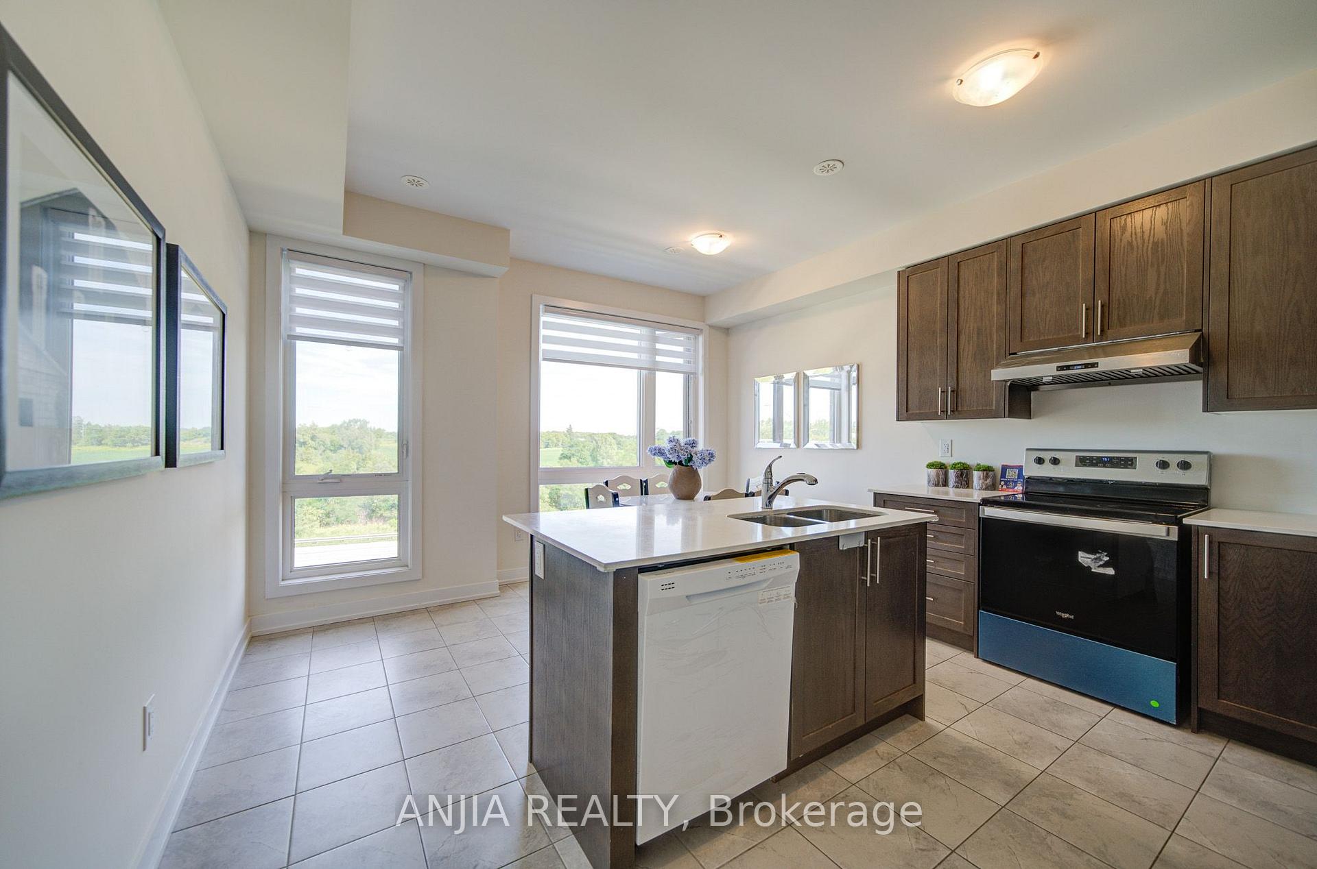 Photo 3 of 83 Mikayla Lane, Markham, Cornell — HOMEH