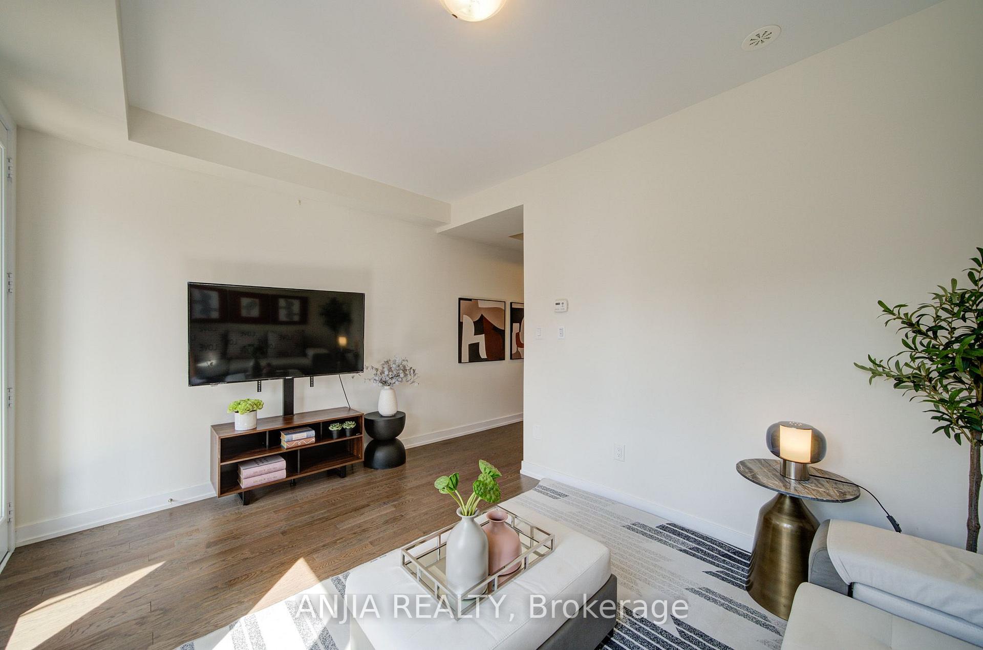 Photo 19 of 83 Mikayla Lane, Markham, Cornell — HOMEH