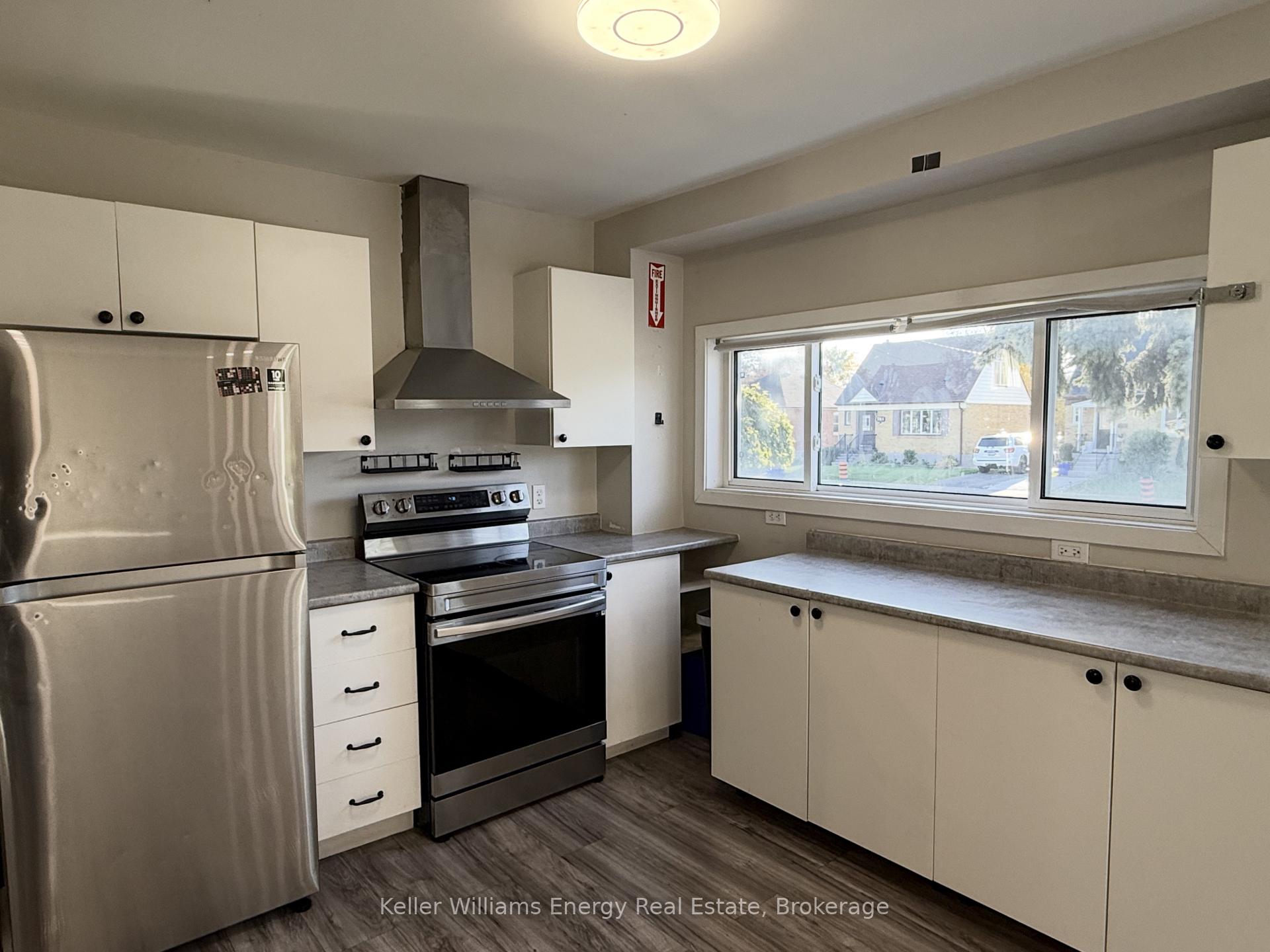 Photo 5 of Unit Main, 273 Wilson Road S, Oshawa, Donevan — HOMEH