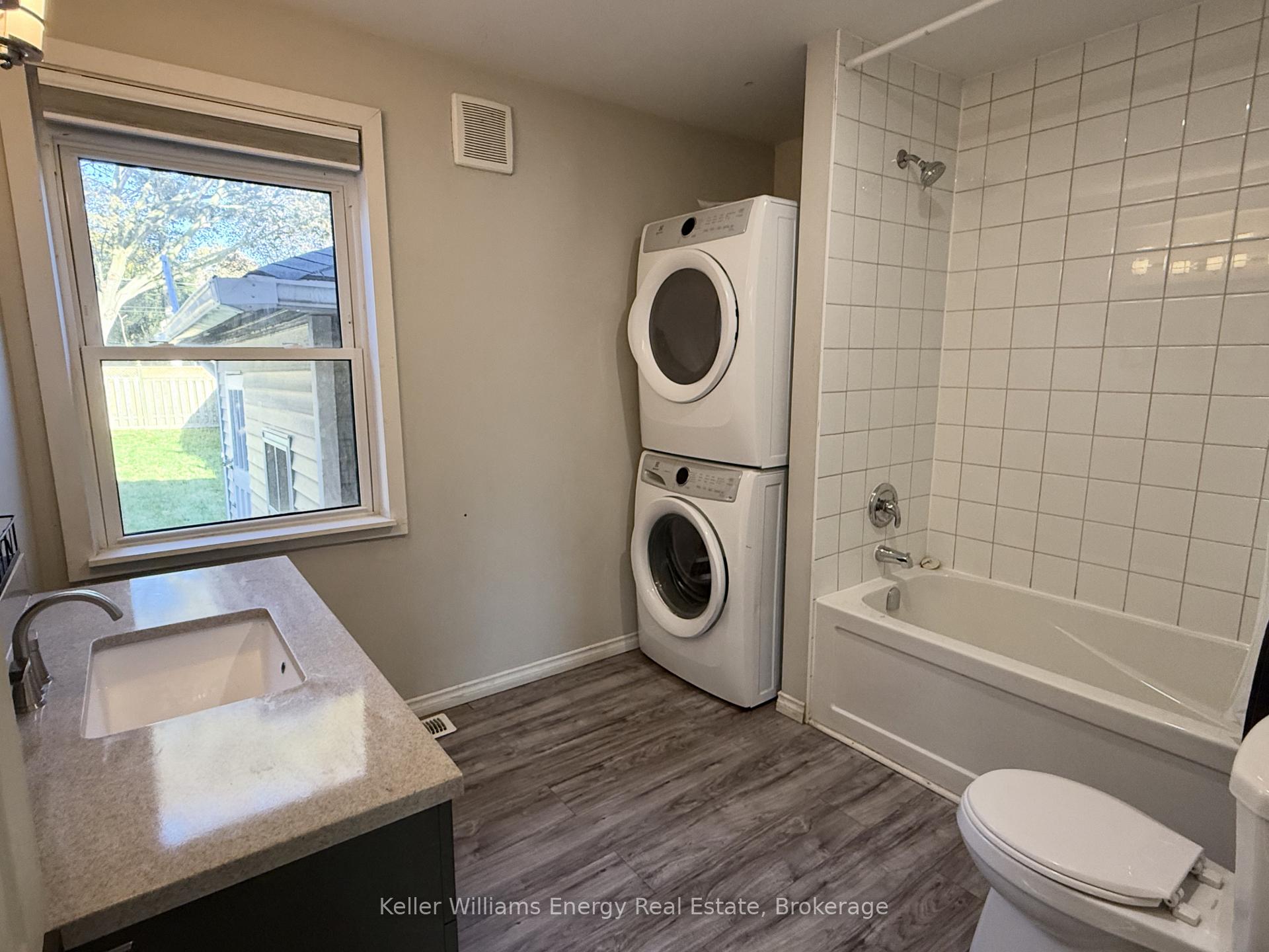 Photo 8 of Unit Main, 273 Wilson Road S, Oshawa, Donevan — HOMEH