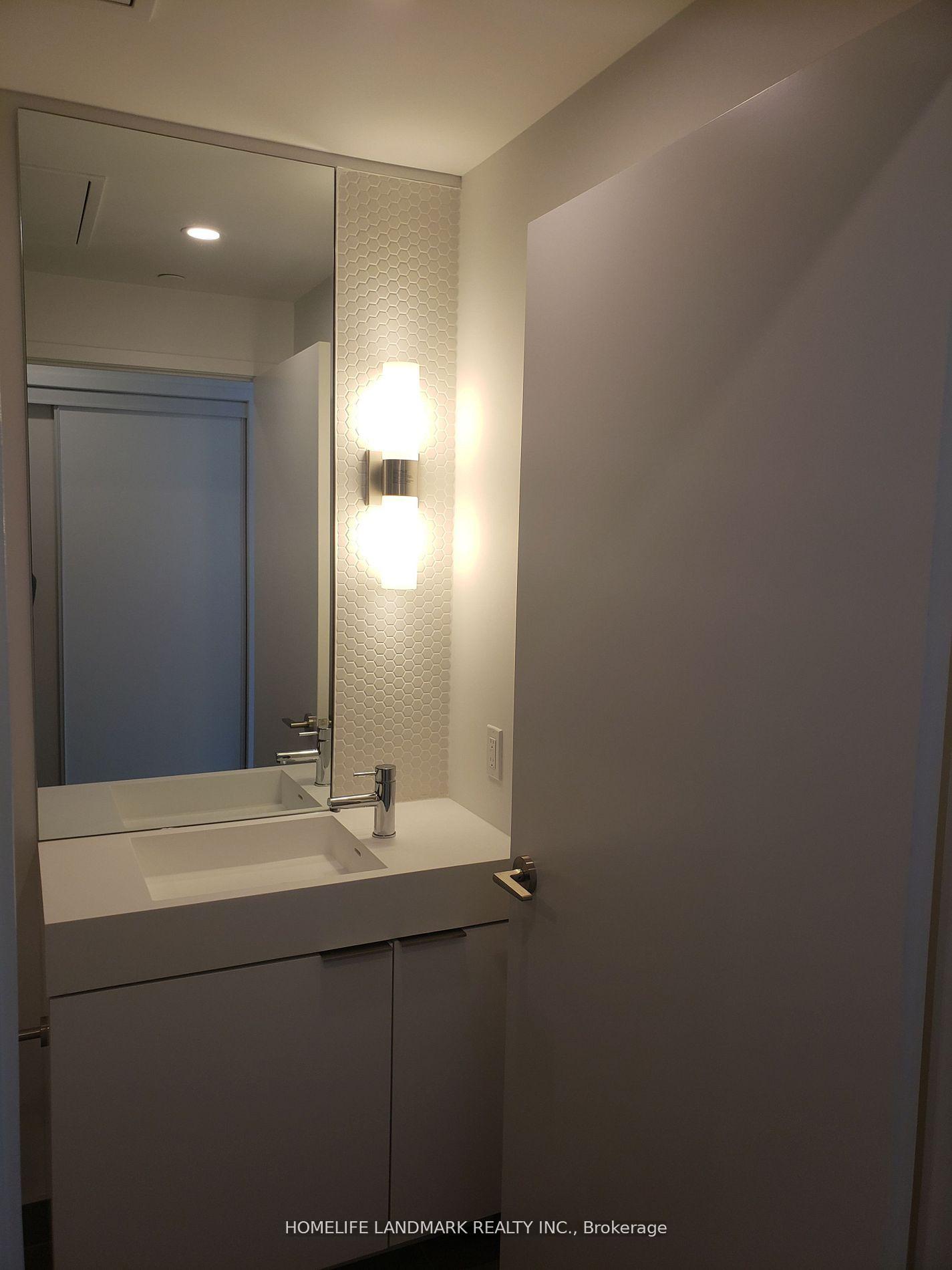 Photo 8 of Unit 1018, 33 Helendale Avenue, Toronto, Yonge-Eglinton — HOMEH
