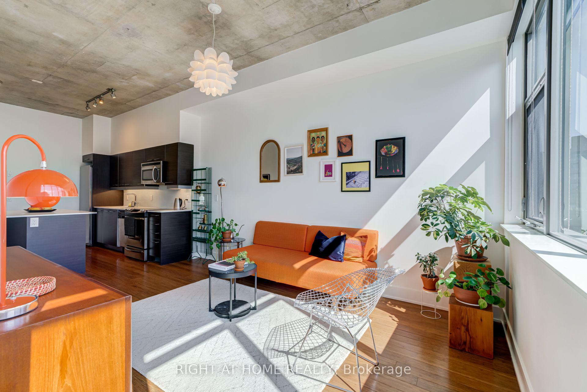 Photo of Unit 805, 90 Trinity Street
