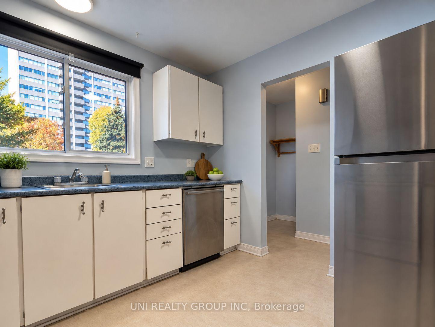 Photo 7 of Unit 8, 1280 Cahill Drive, Ottawa, South Keys — HOMEH