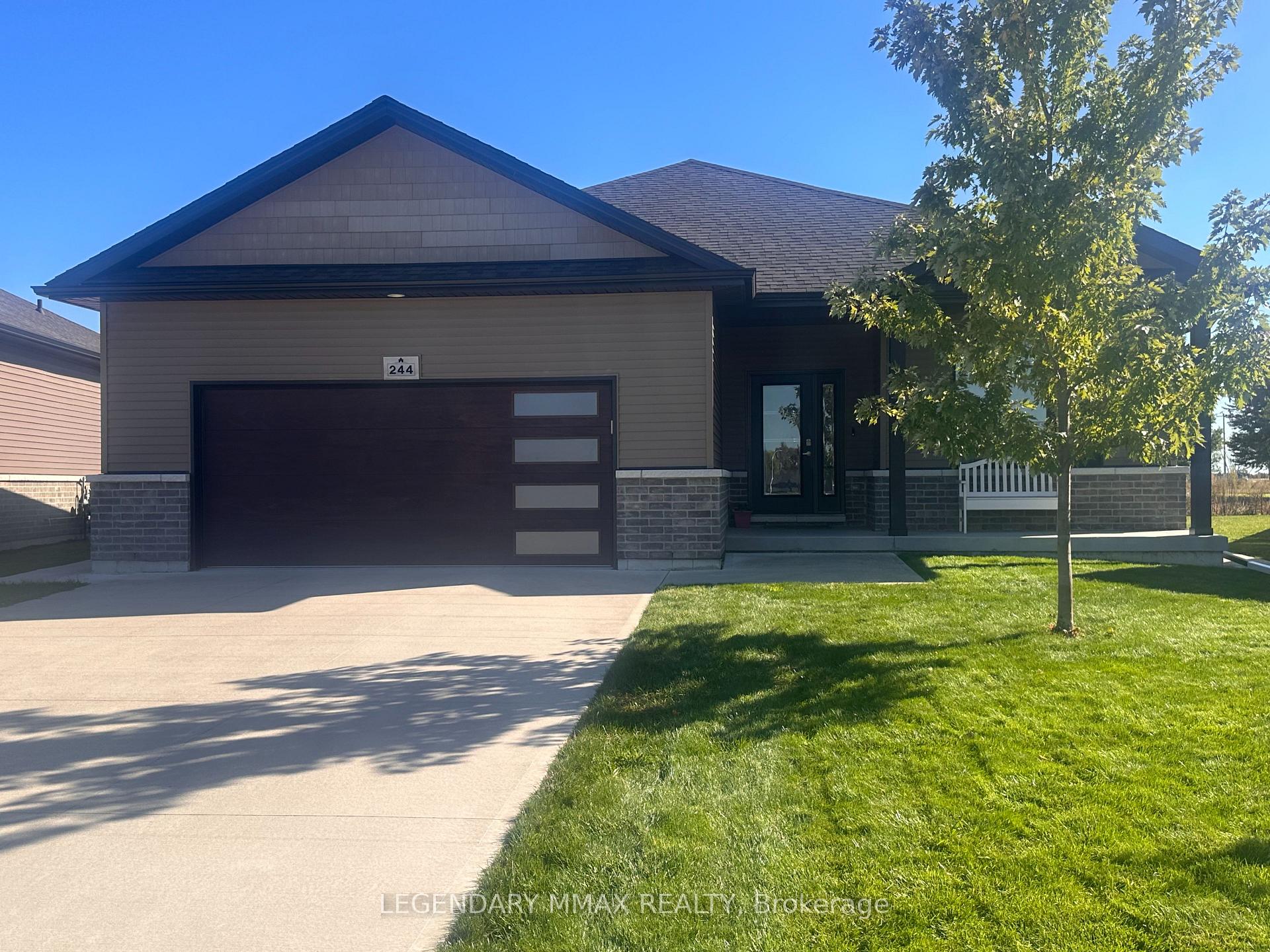 Photo of 244 Moonstone Crescent