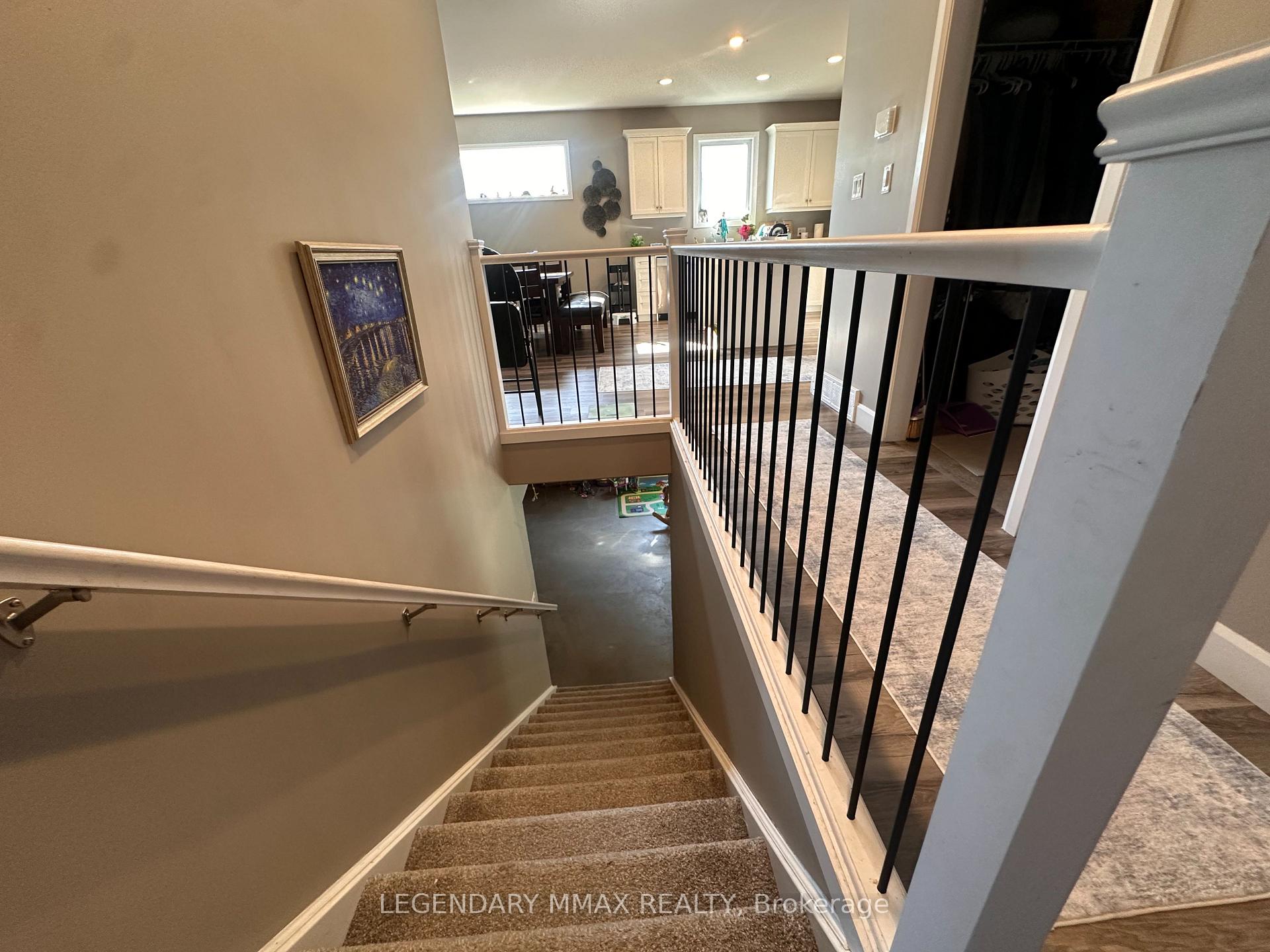 Photo 13 of 244 Moonstone Crescent, Chatham-Kent, Chatham — HOMEH
