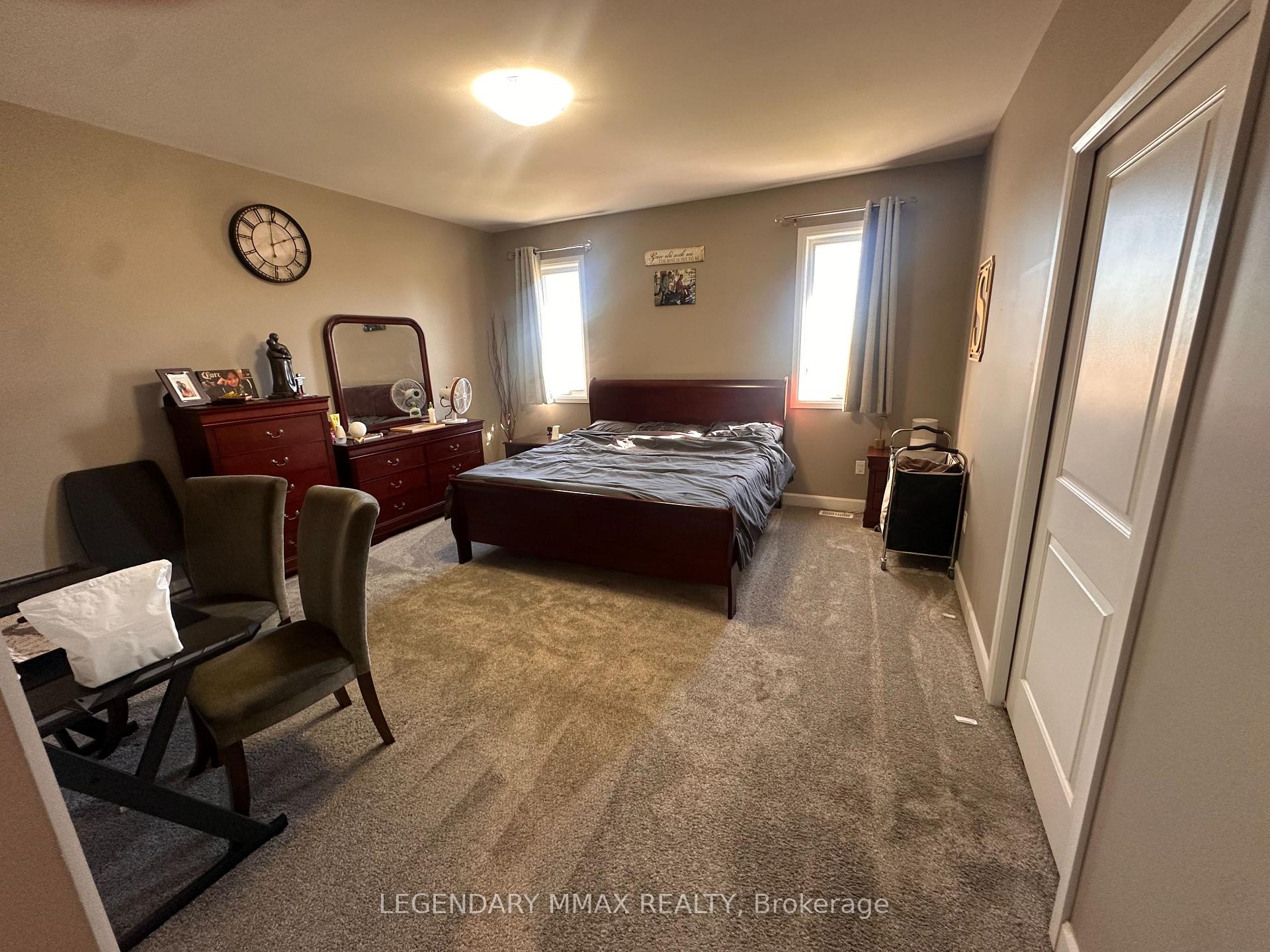 Photo 17 of 244 Moonstone Crescent, Chatham-Kent, Chatham — HOMEH