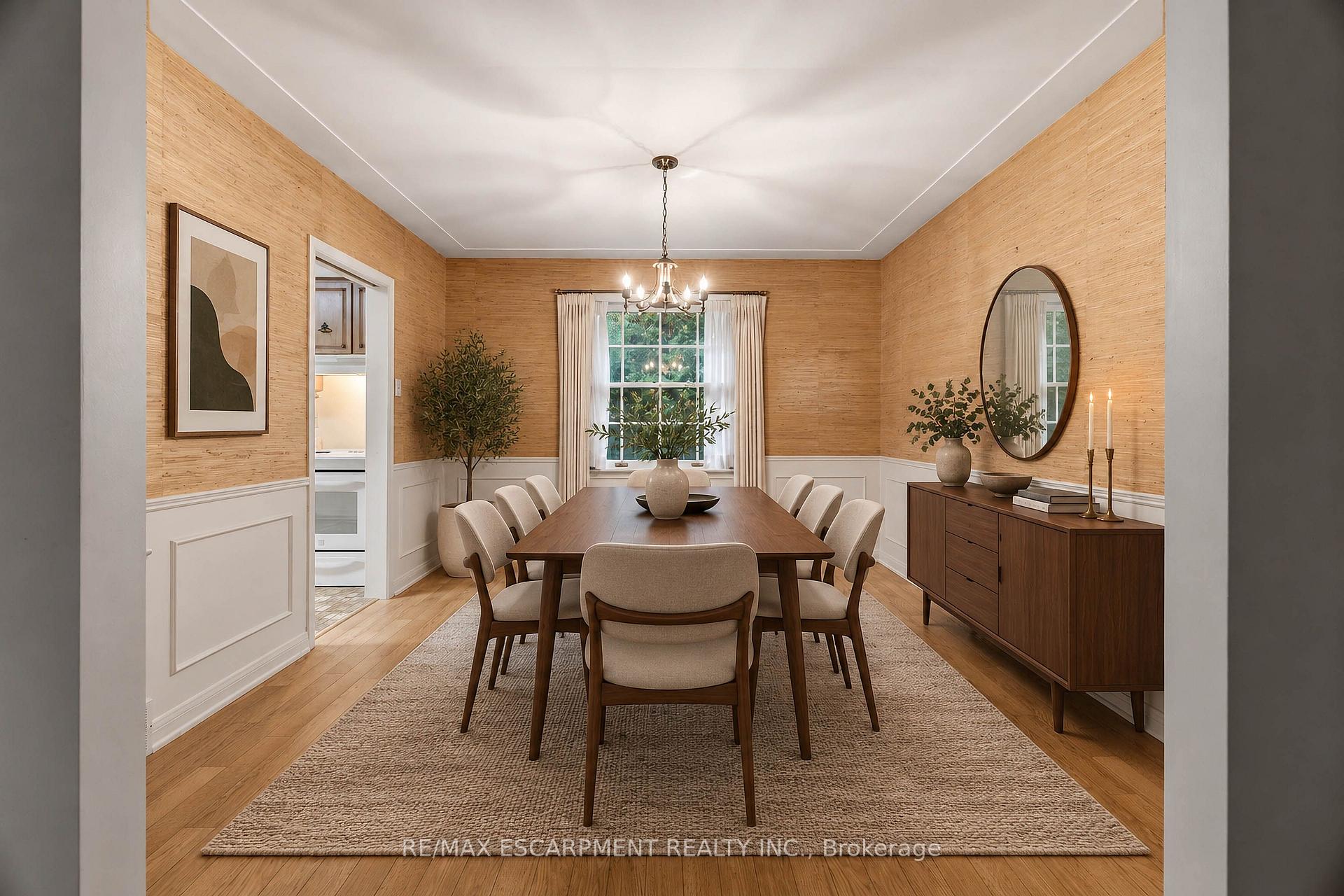 Photo 10 of 99 Runnymede Crescent, London, North J — HOMEH