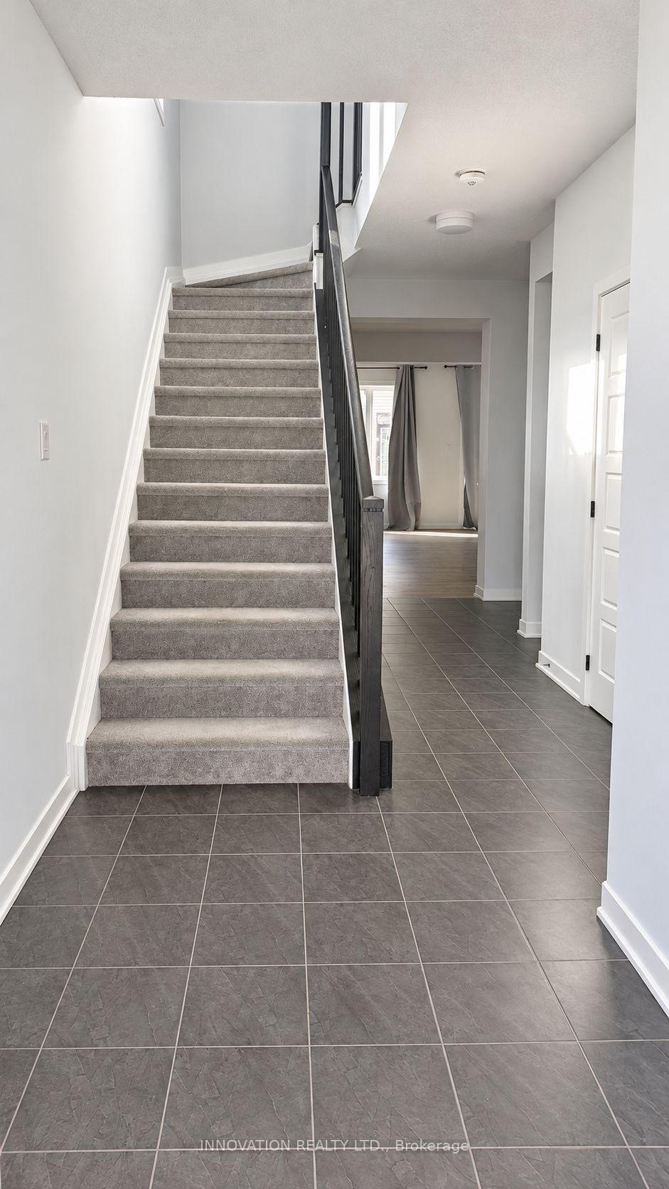 Photo 2 of 625 Allied Mews, Ottawa, Stittsville (North) — HOMEH